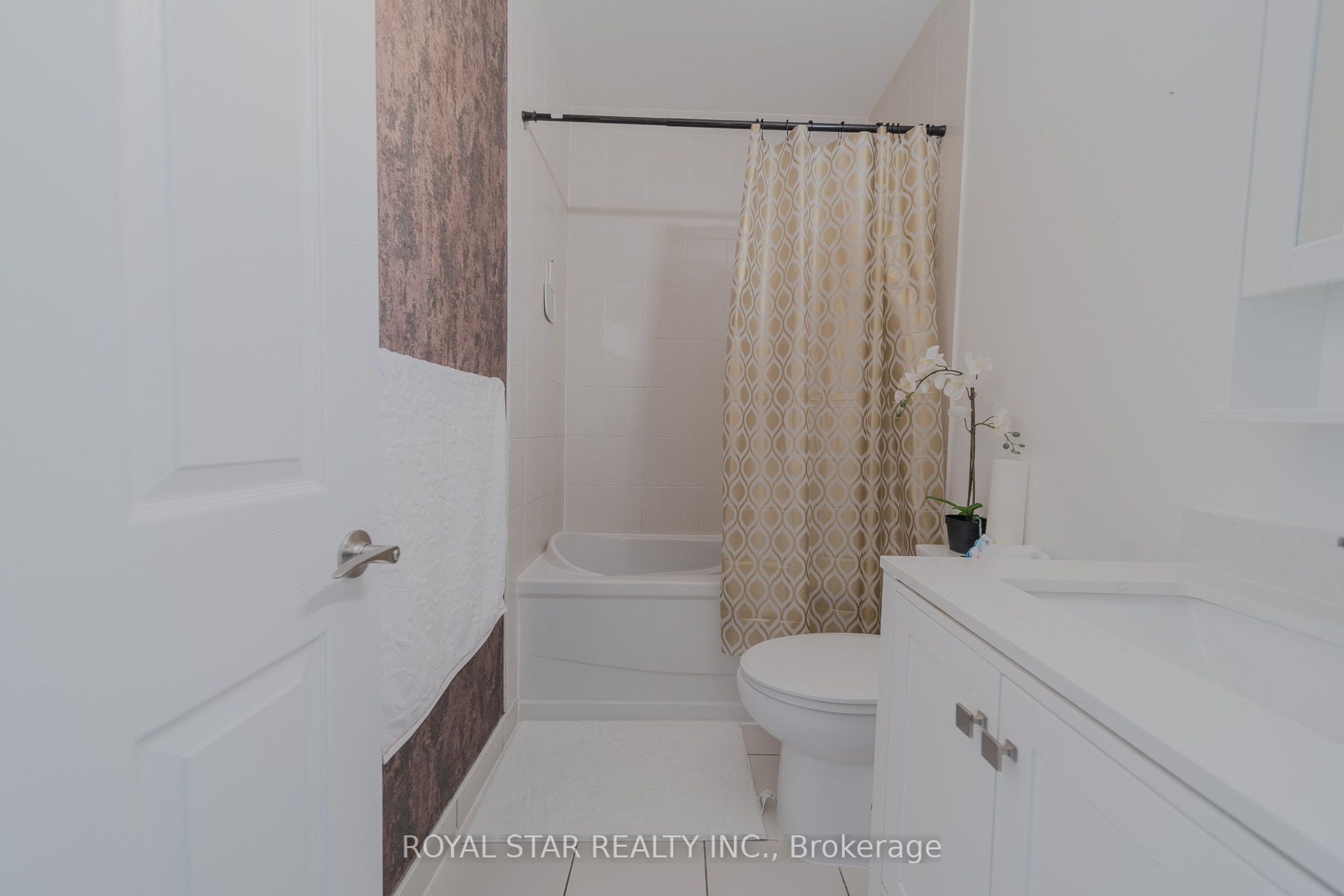 2900 Highway 7, #511