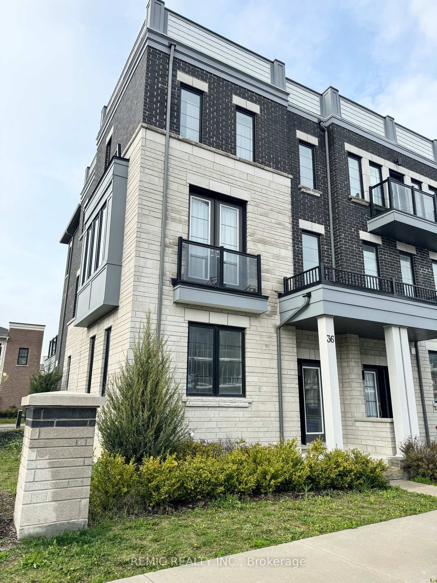36 Clarington Boulevard, Clarington, ON L1C 3K7