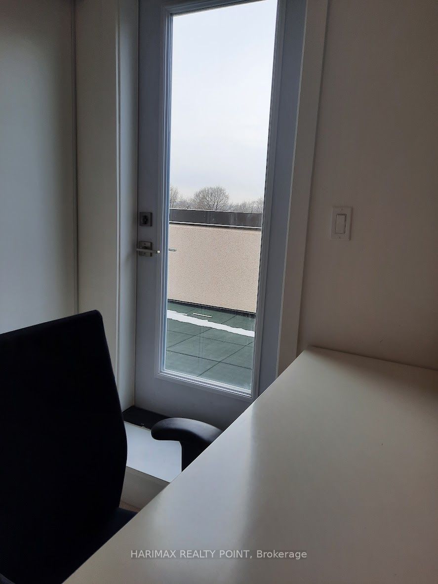 4015 Hickory Drive, #8