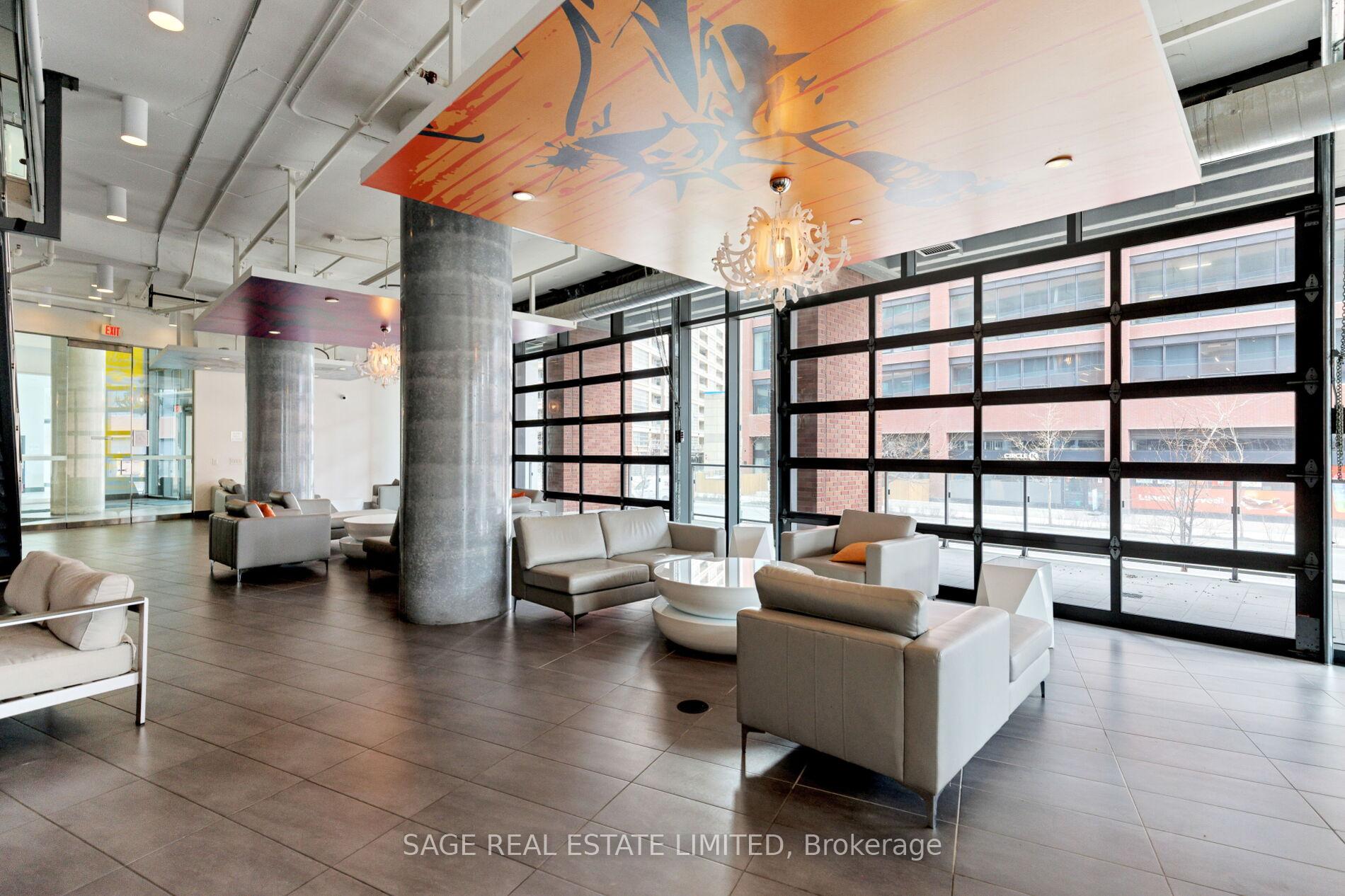 2 Bedrooms Condo at 150 East Liberty, Toronto For sale