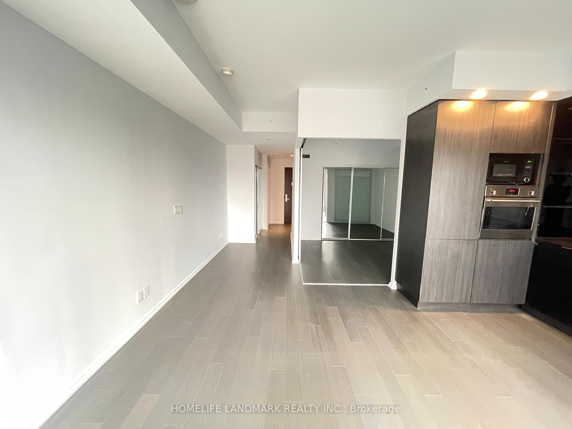 2 Bedrooms Condo at 70 Temperance,  Toronto For sale