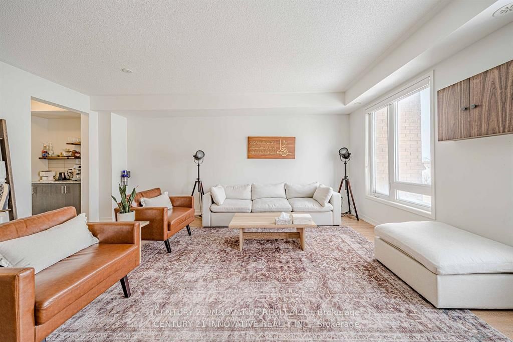 144 Salterton Circle