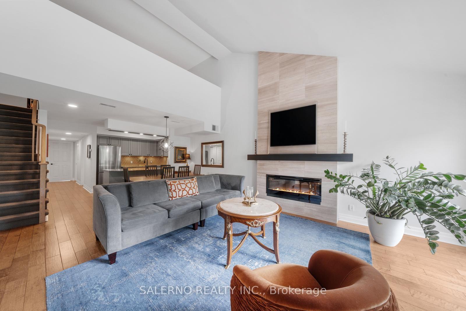 3 Bedrooms Condo at 128 Aerodrome, Toronto For sale
