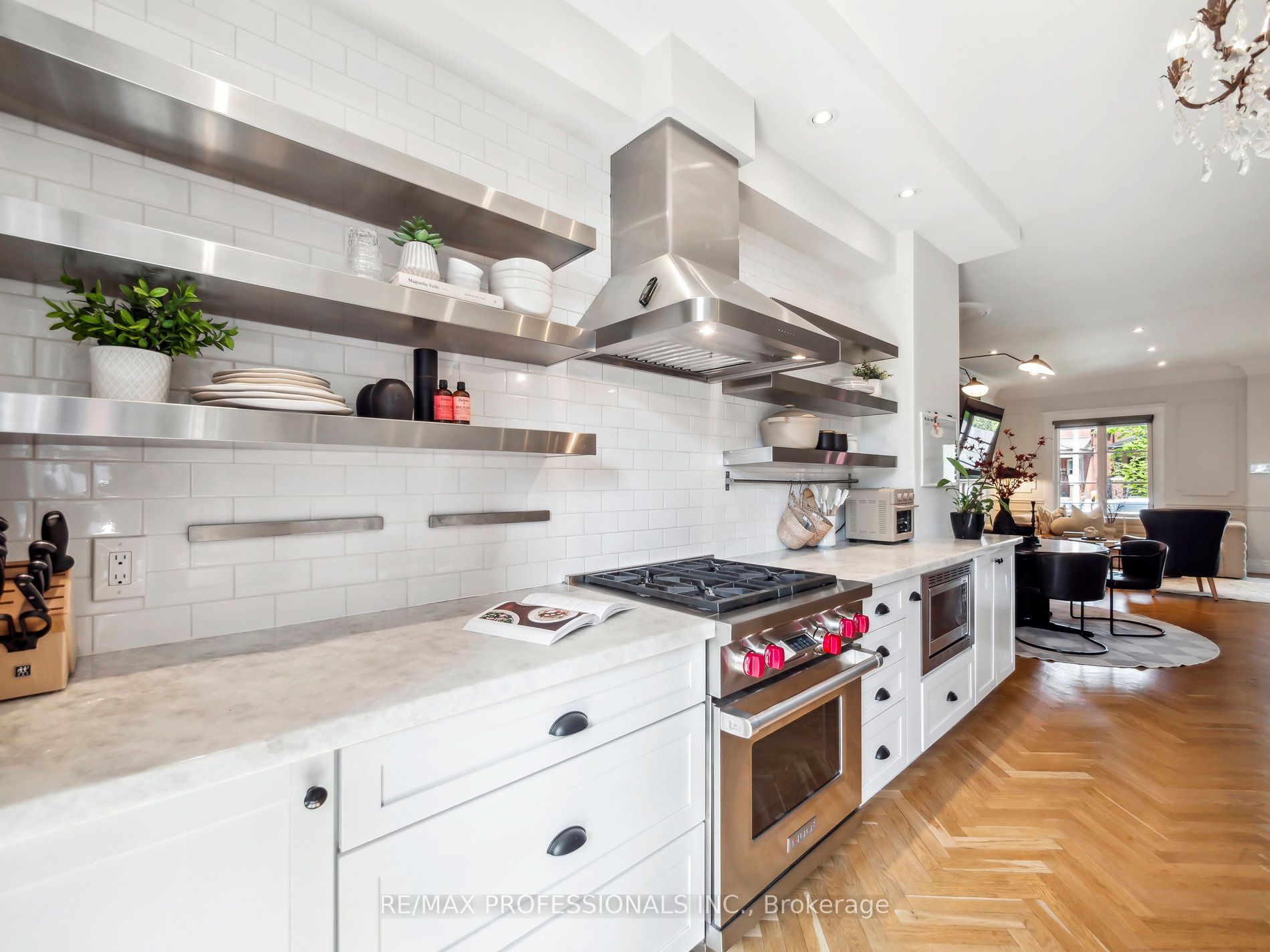 137 Galley Avenue