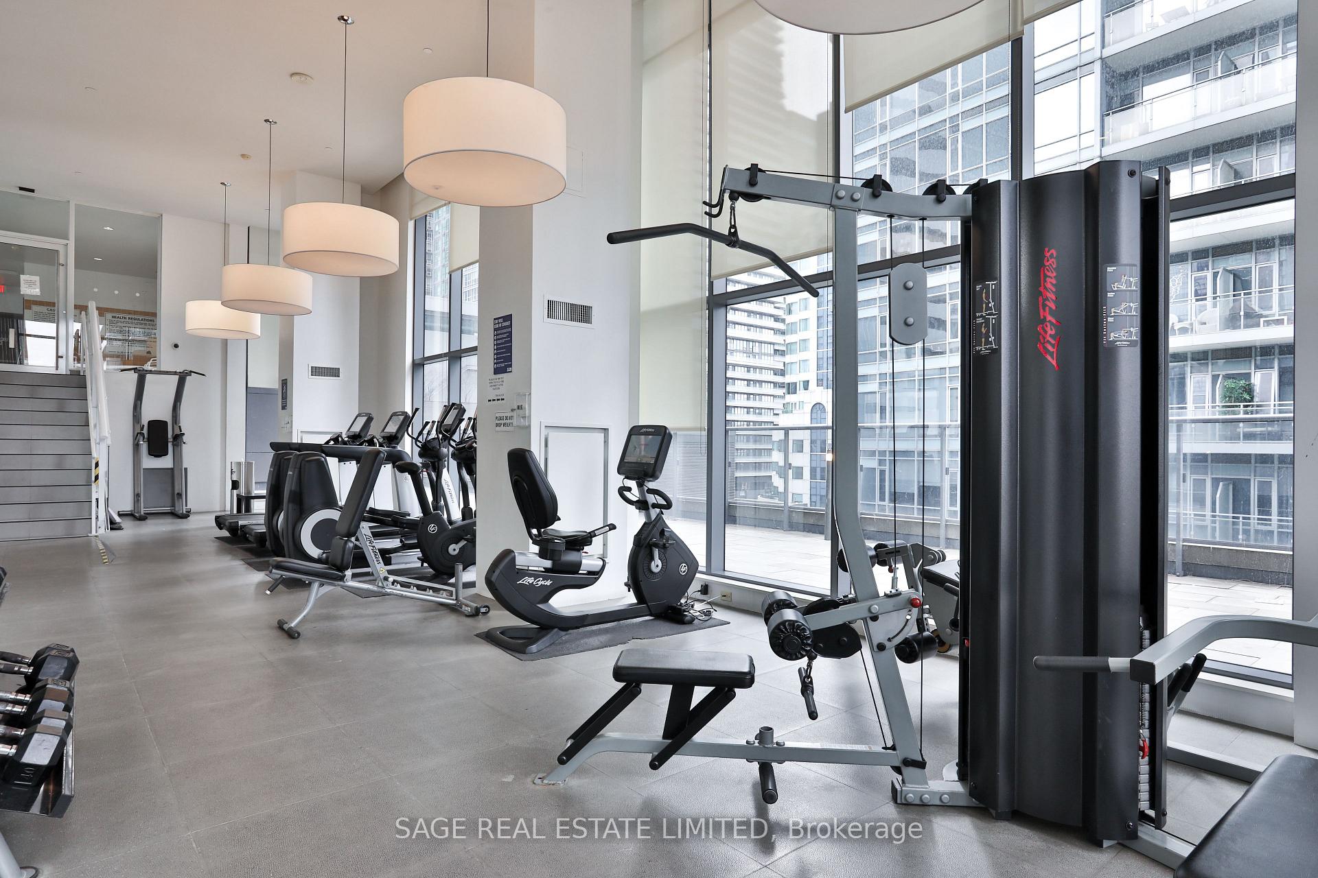 1 Bedroom Condo at 295 Adelaide,  Toronto For sale