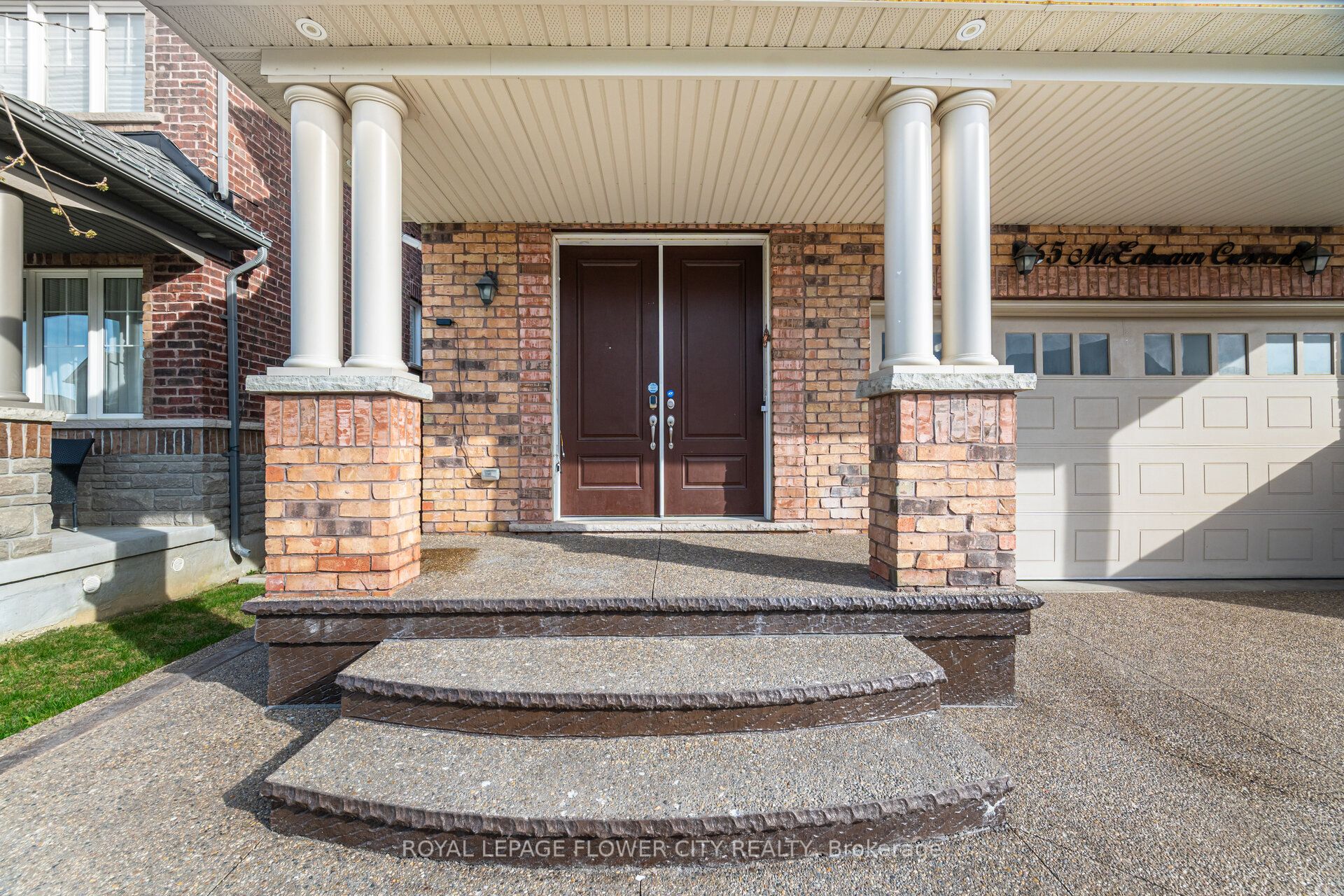 65 Mcechearn Crescent, Caledon, ON L7C 3Y2