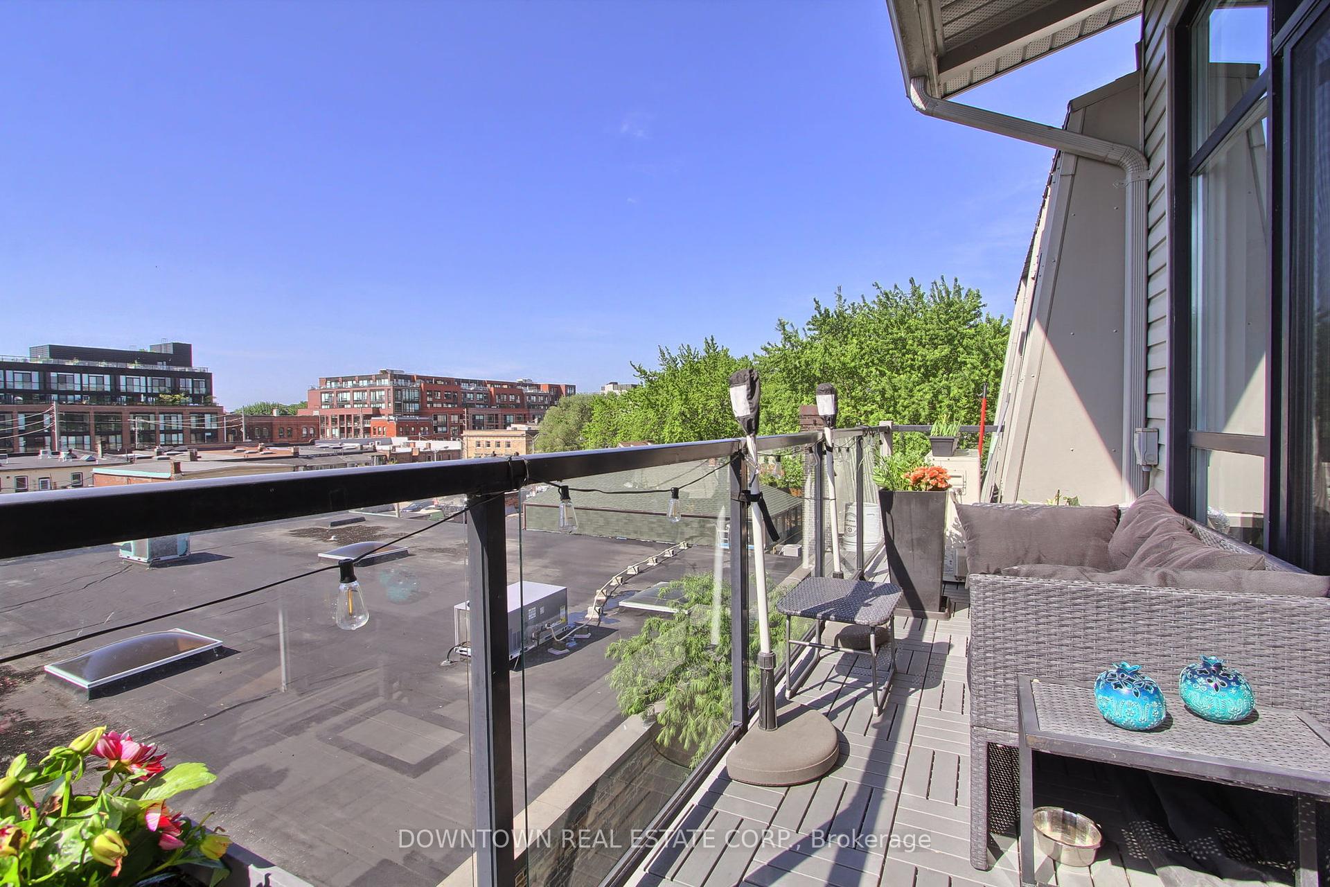 2 Bedrooms Condo at 53 Colgate, Toronto For sale