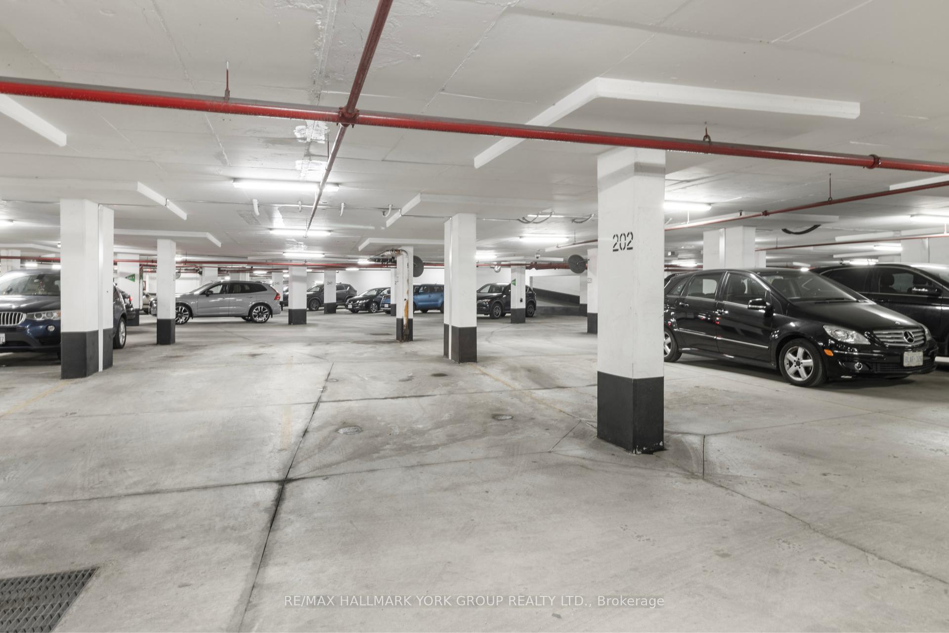 1 Bedroom Condo at 85 North Park, Vaughan For sale