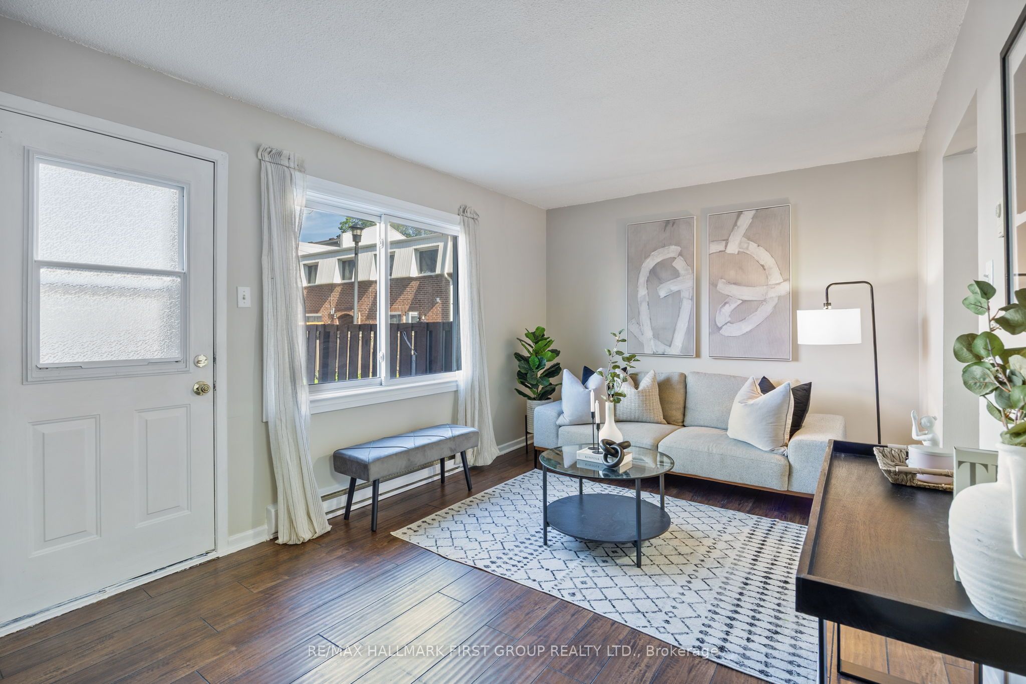 1010 Glen Street, #44