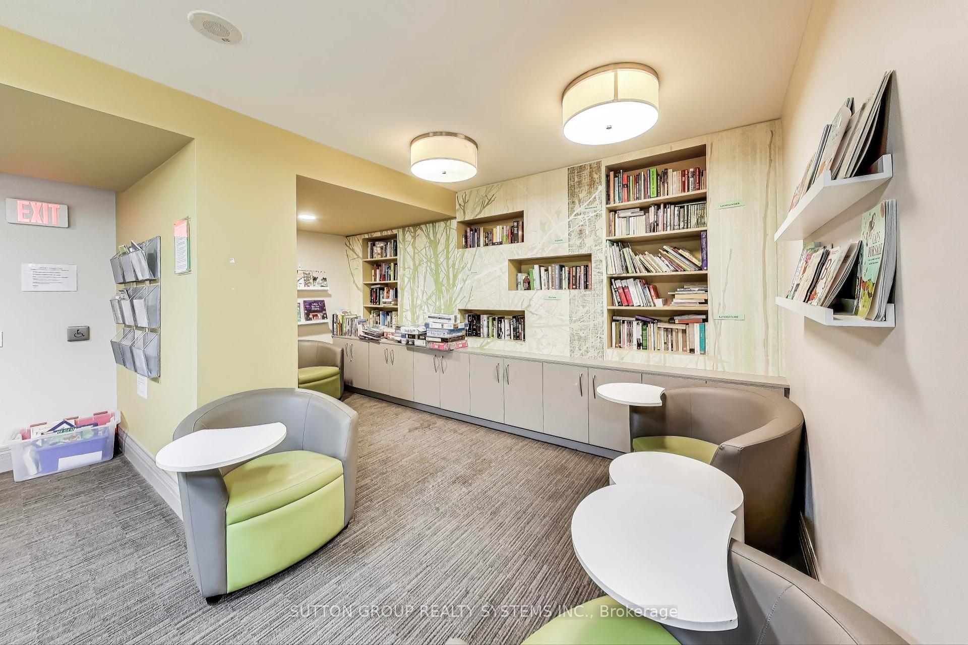 1 Bedroom Condo at 60 Heintzman, Toronto For sale