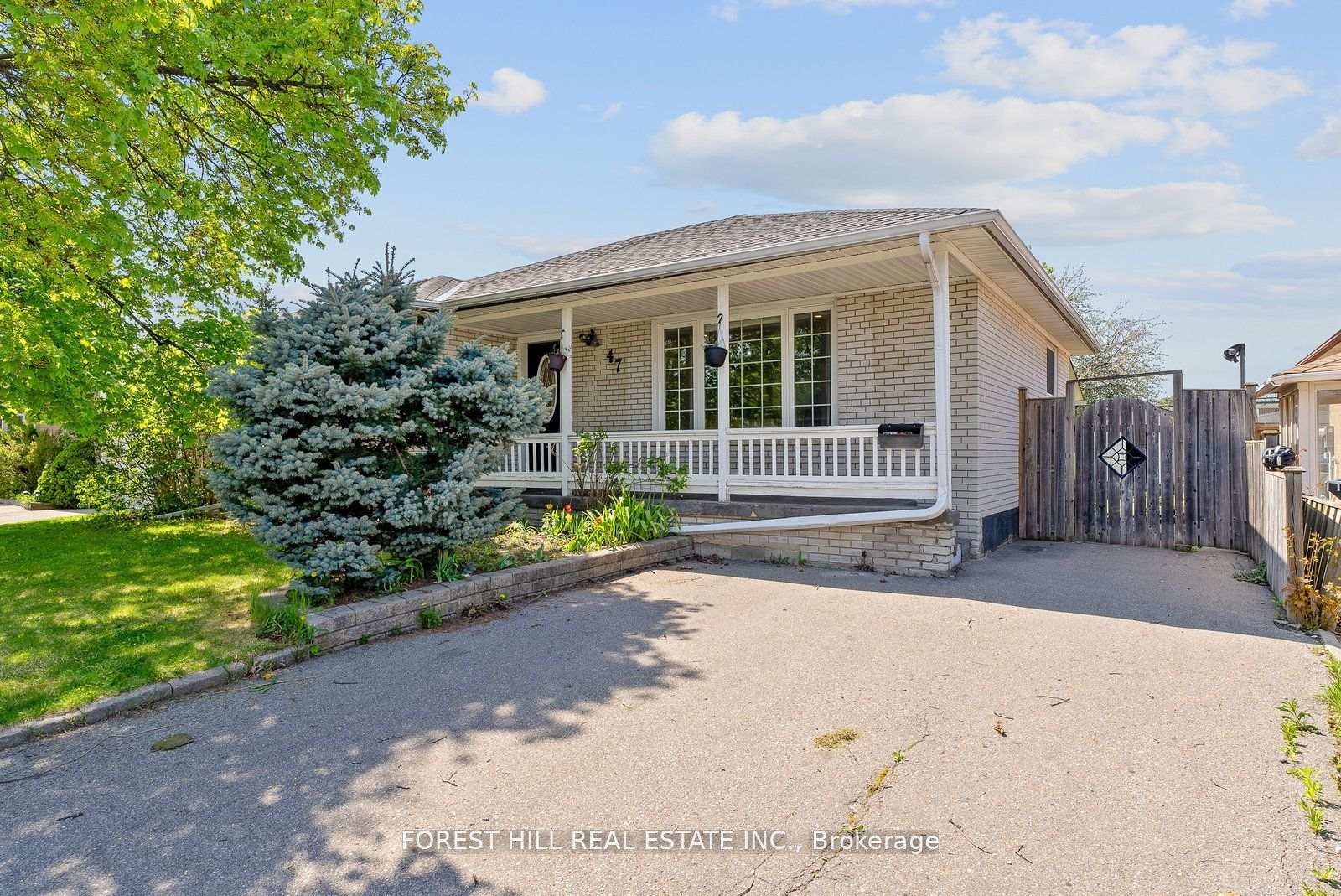 47 Kingsmere Crescent, Brampton, ON L6X 1Z5