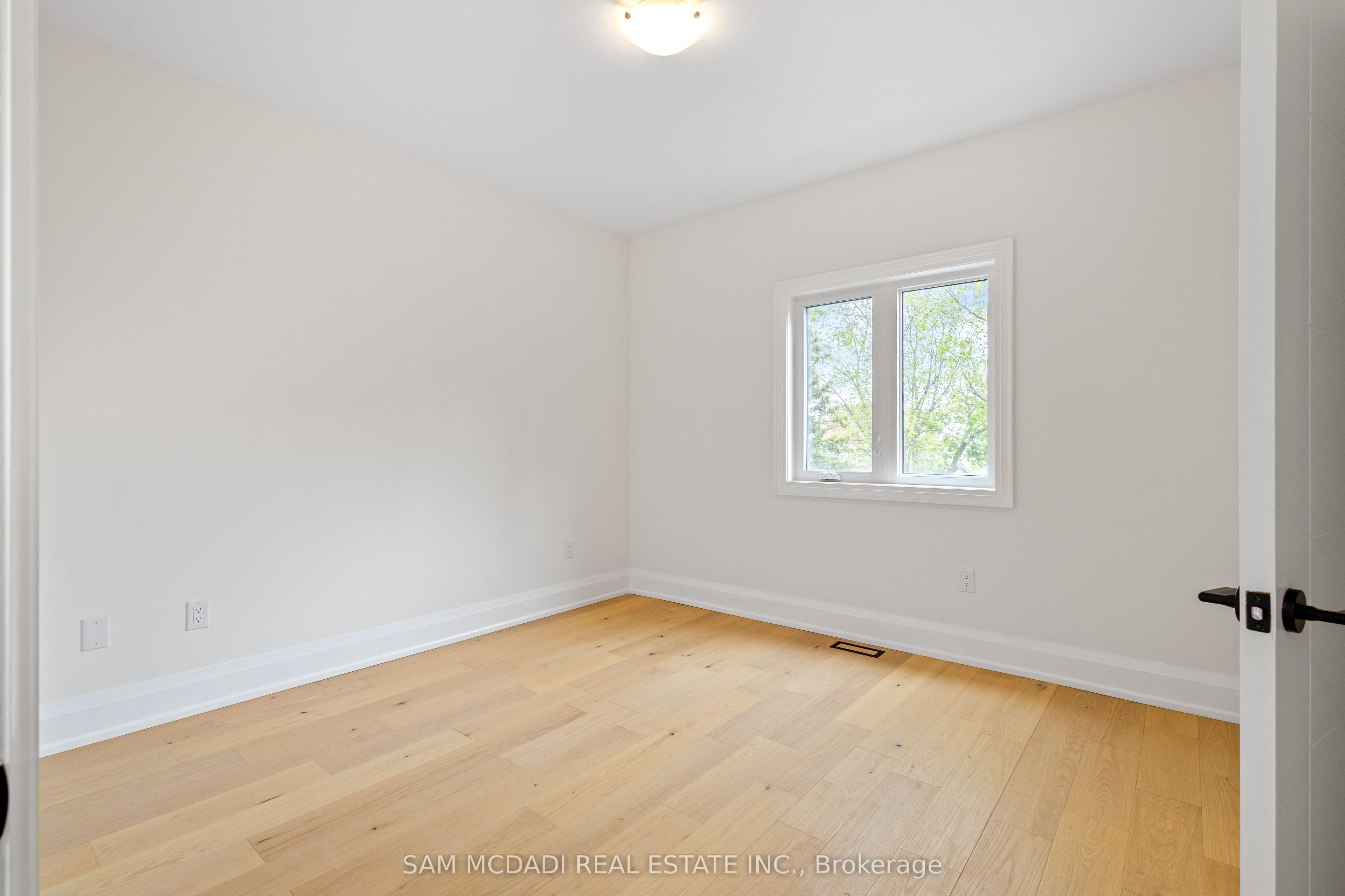 1037 Meredith Avenue