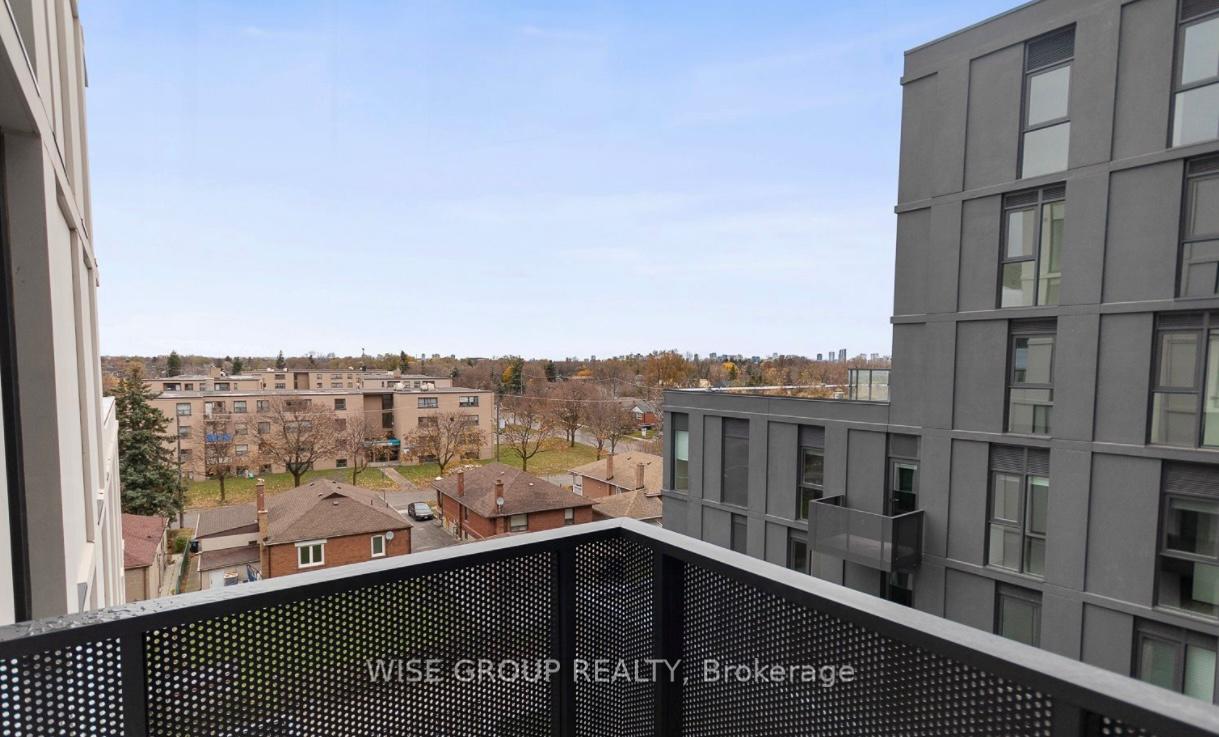 1 Bedroom Condo at 500 Wilson, Toronto For sale