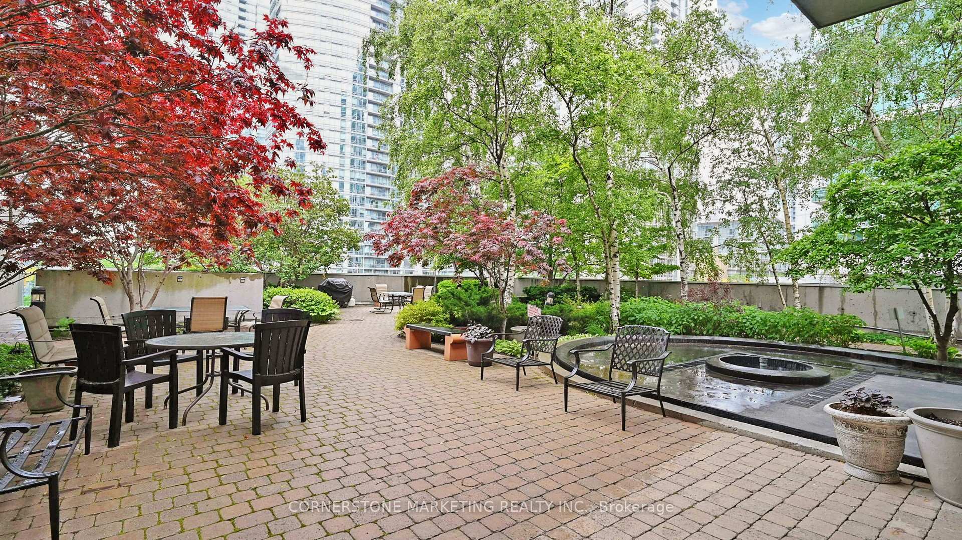 3 Bedrooms Condo at 81 Navy Wharf, Toronto For sale