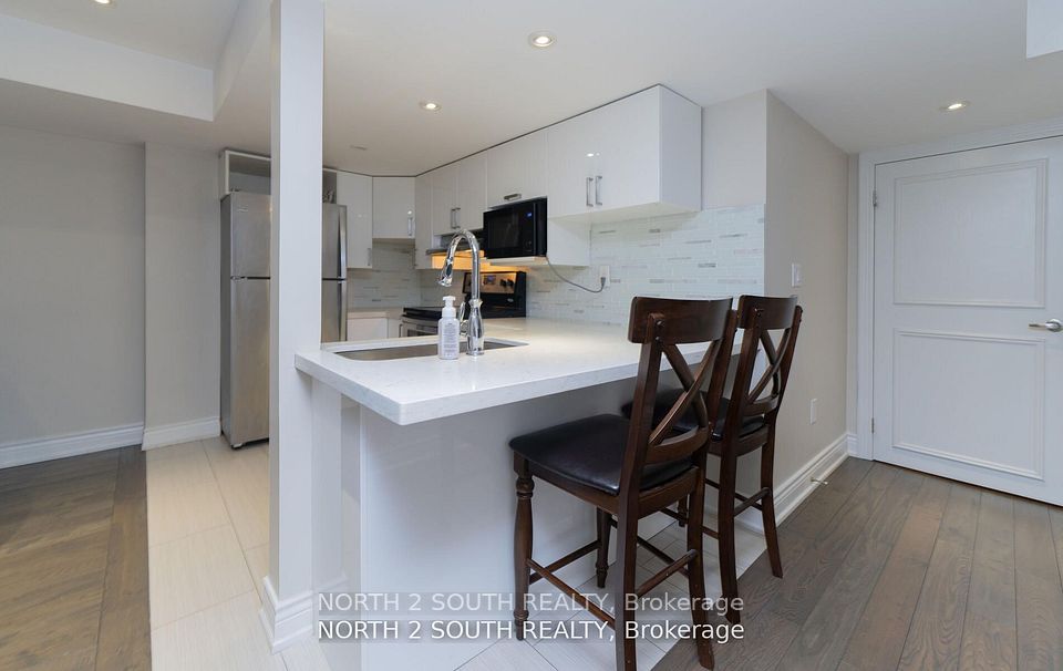 #Bsmt - 11 Wingstem Court, Toronto, ON M3H 5E4