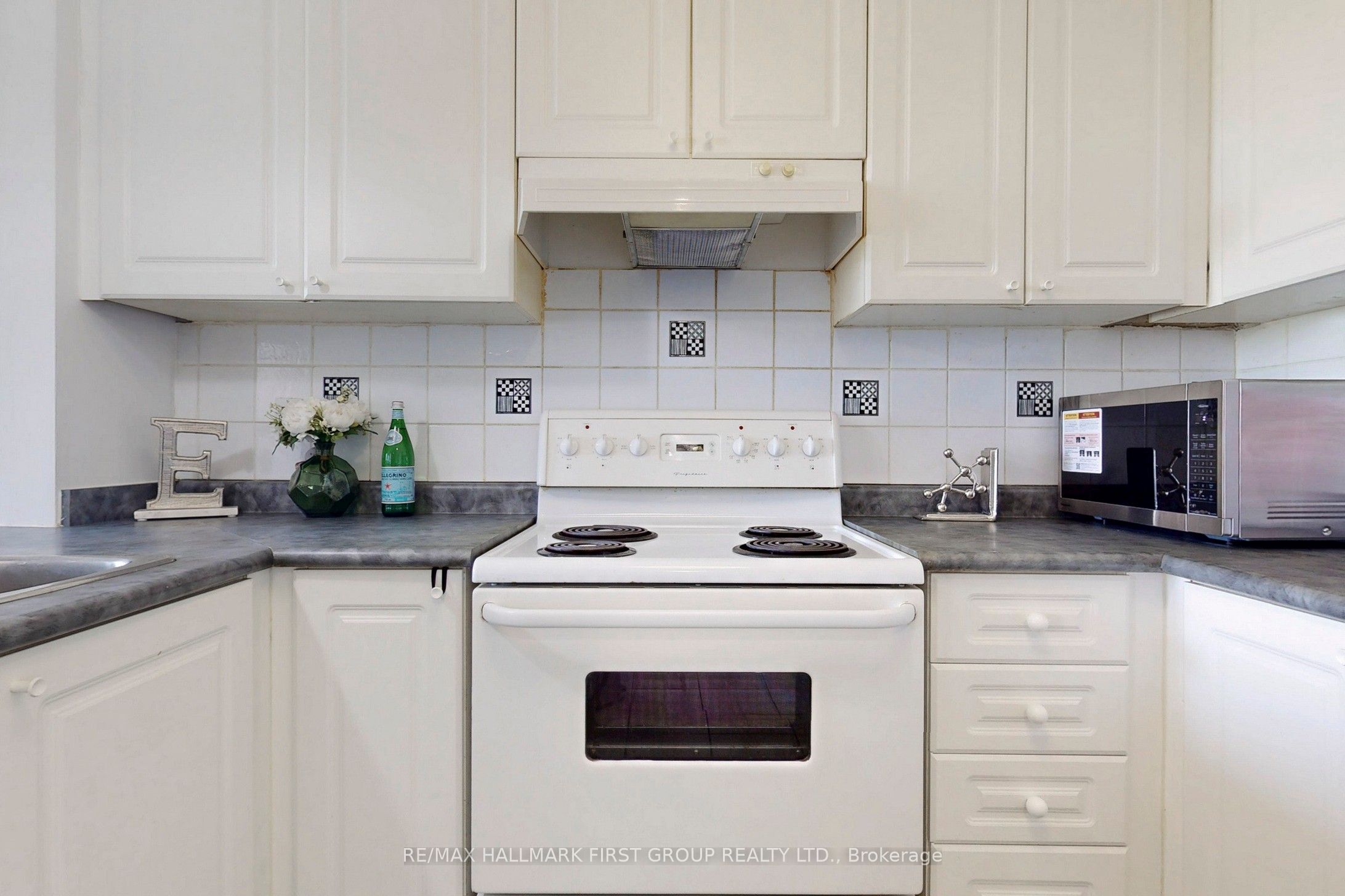 1030 Sheppard Avenue W, #214