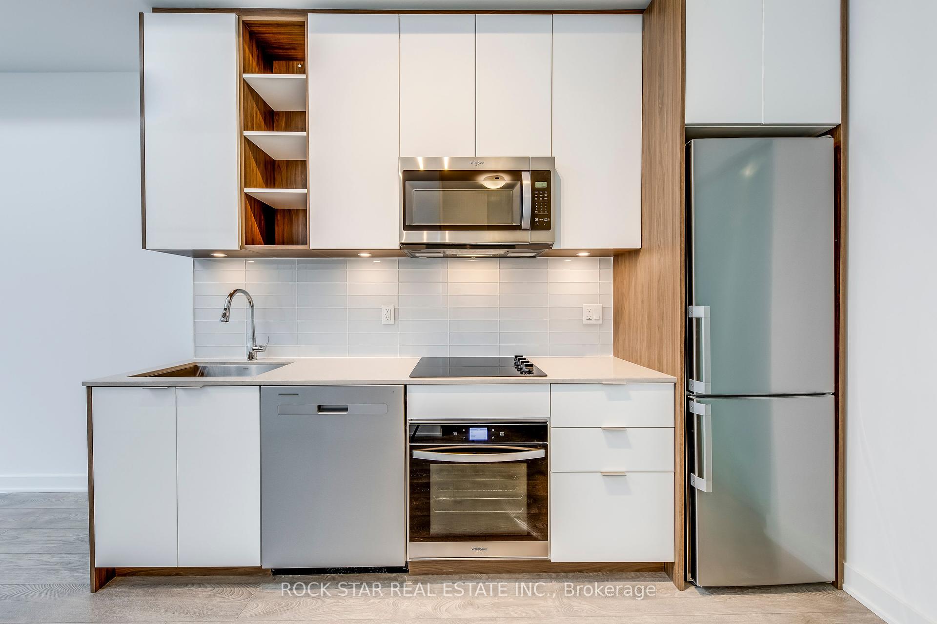 2 Bedrooms Condo at 543 Richmond,  Toronto For sale