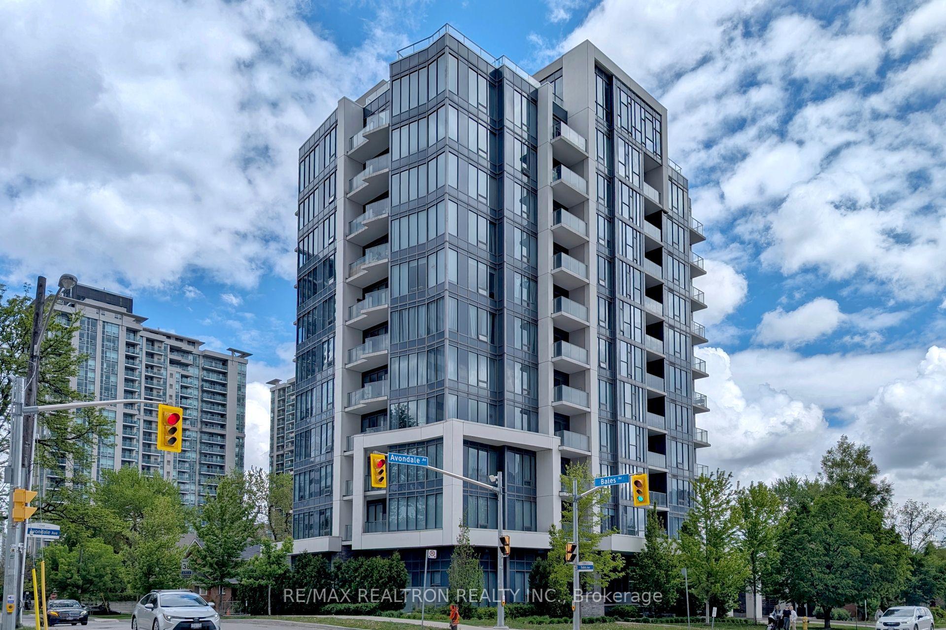 2 Bedrooms Condo at 28 Avondale, Toronto For sale