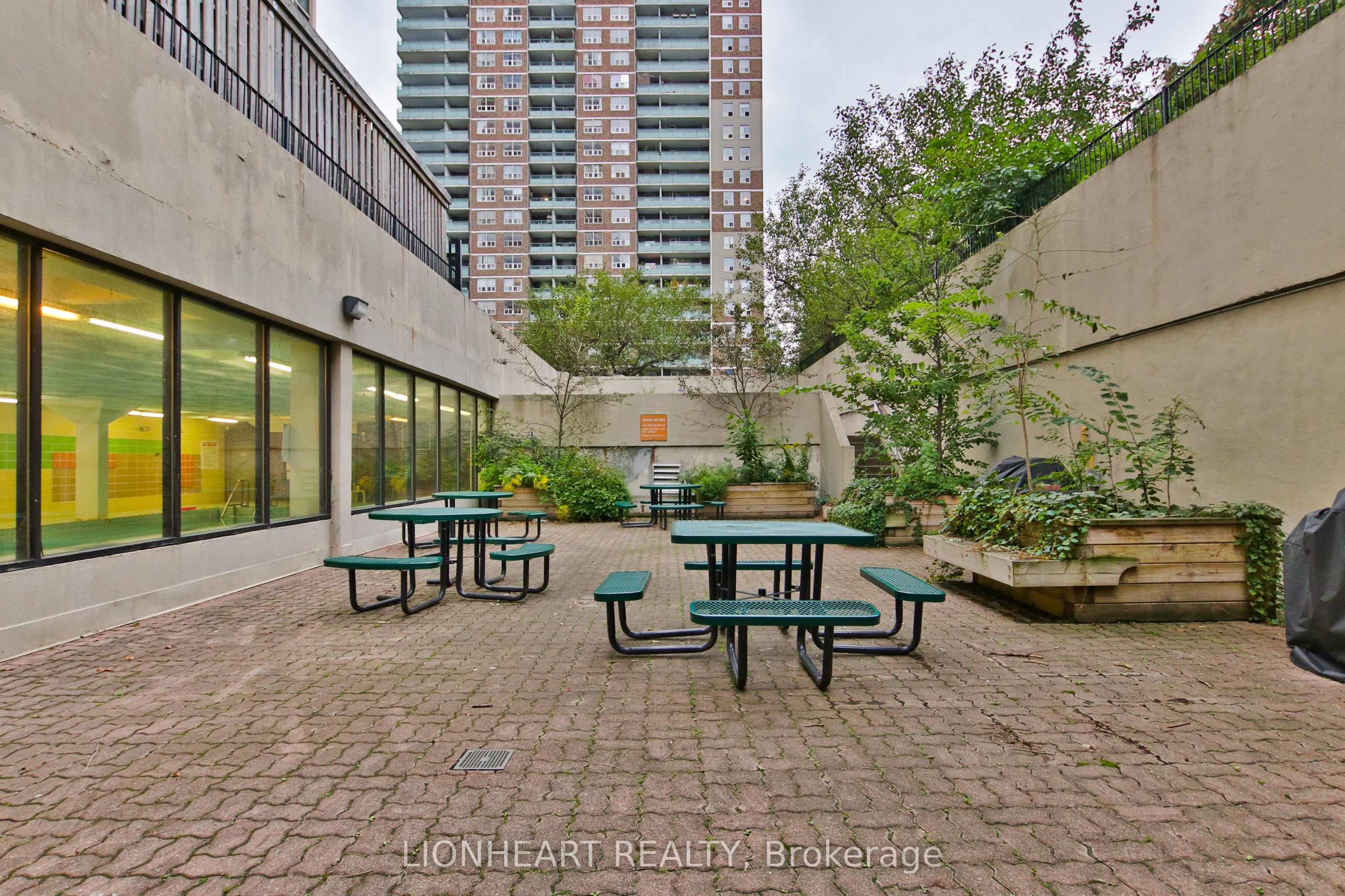 40 Homewood Avenue, #2608