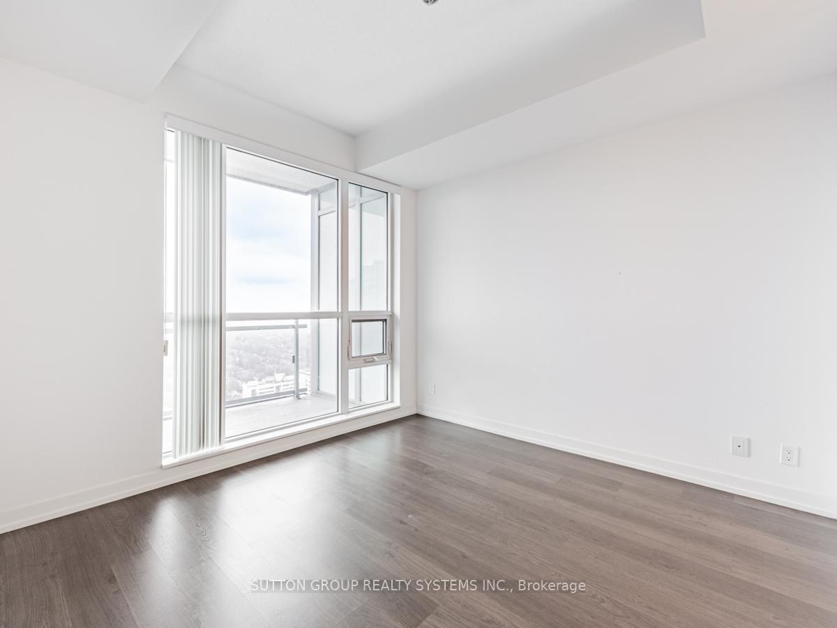 2 Bedrooms Condo at 98 Lillian, Toronto For sale