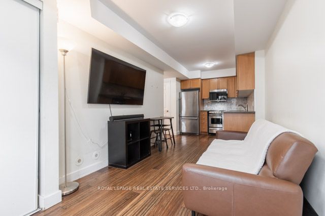 4975 Southampton Drive, #272