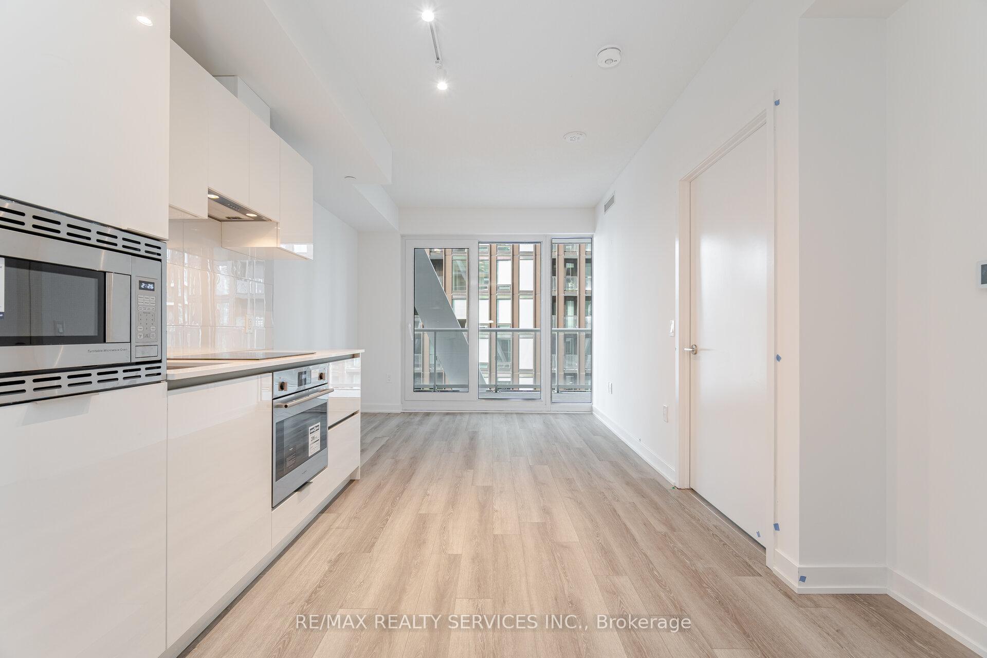 1 Bedroom Condo at 230 Simcoe, Toronto For sale