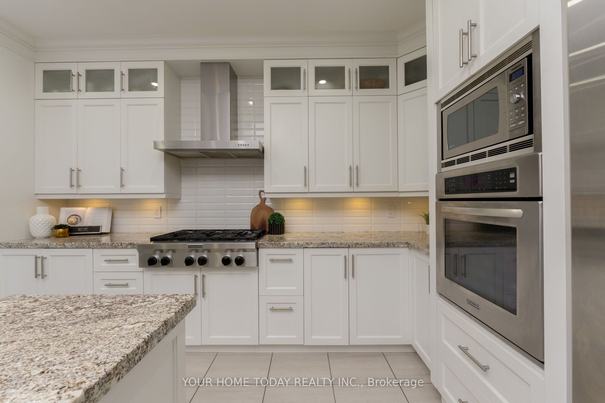 23 North Ridge Crescent