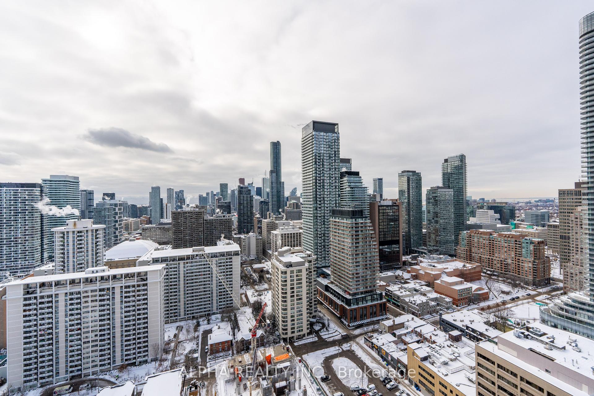 1 Bedroom Condo at 28 Wellesley,  Toronto For sale