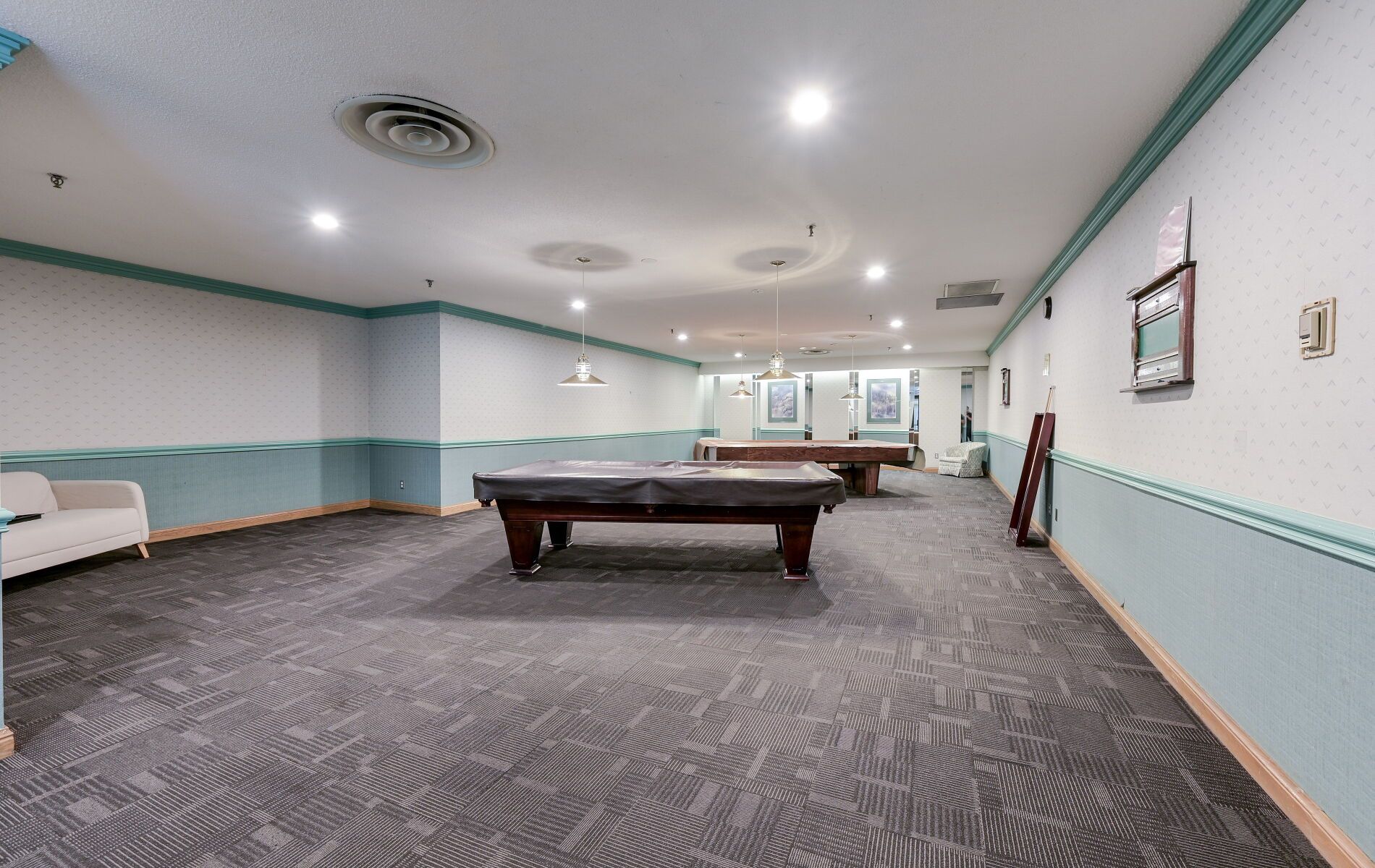 25 Bamburgh Circle 339