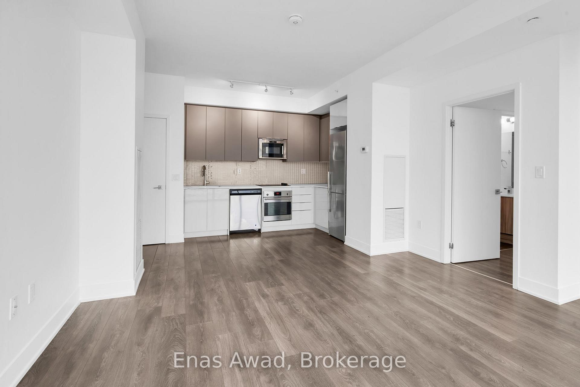2 Bedrooms Condo at 2916 Highway 7,  Vaughan For sale