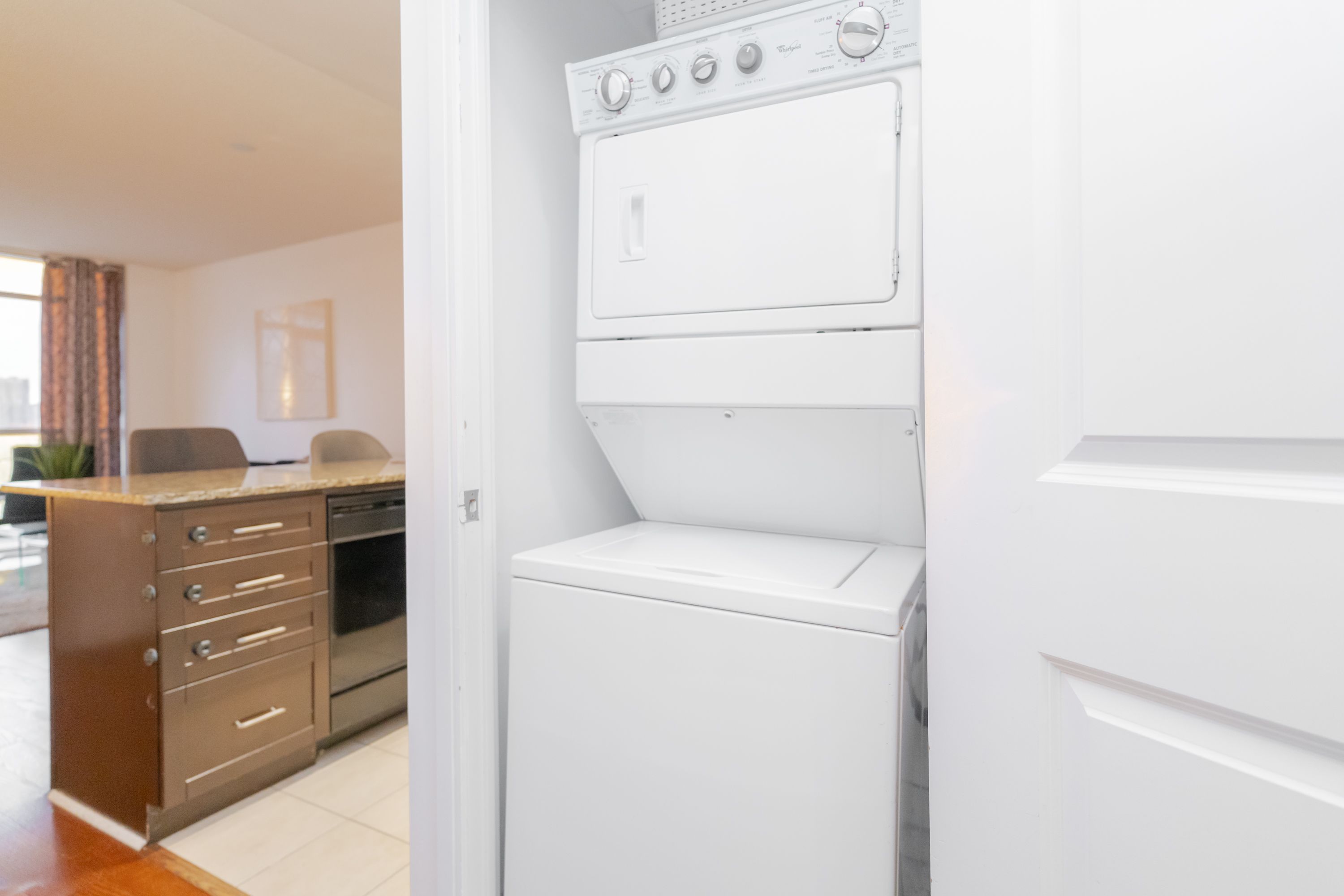 80 Absolute Avenue 3206