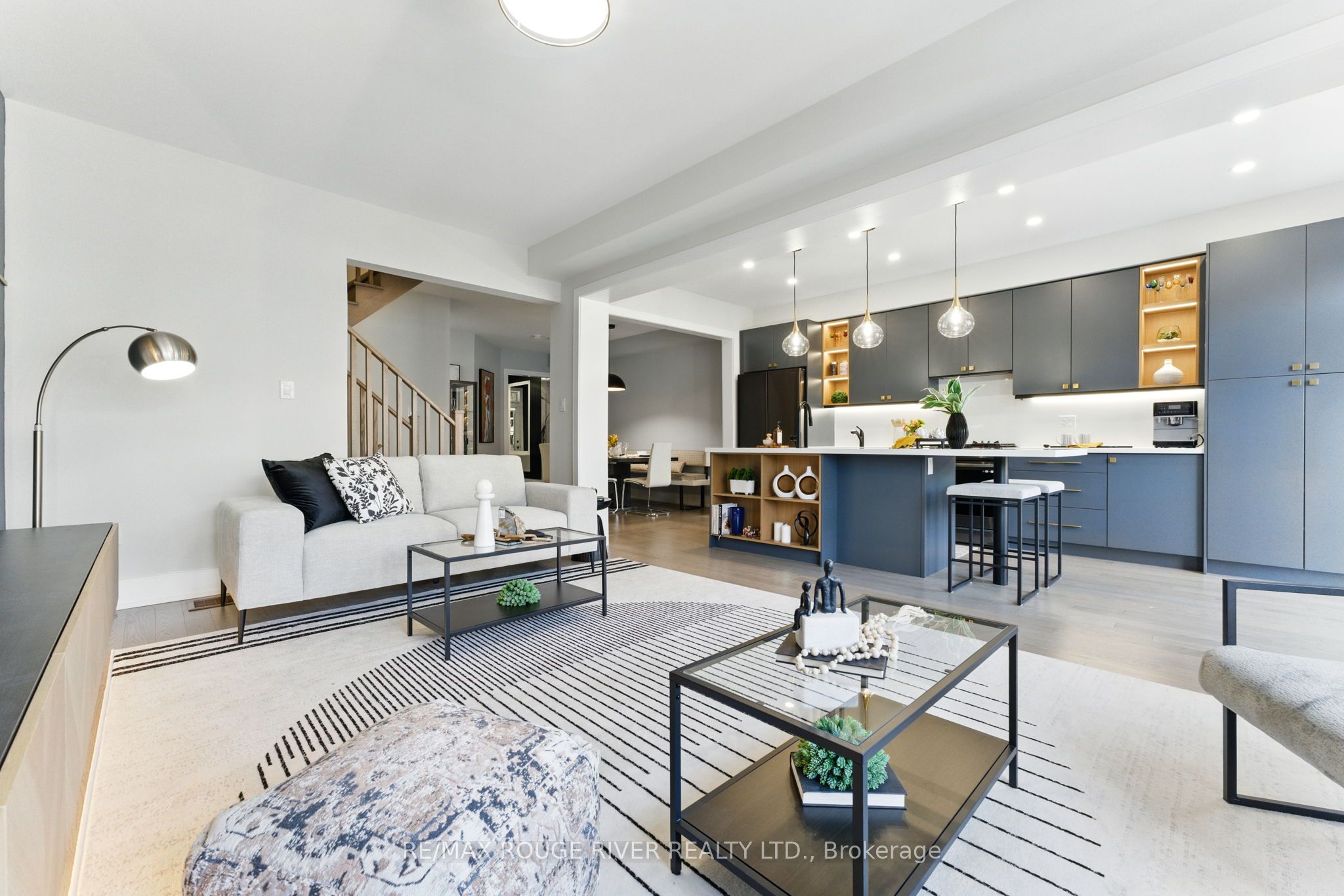 7 Caviglia Lane