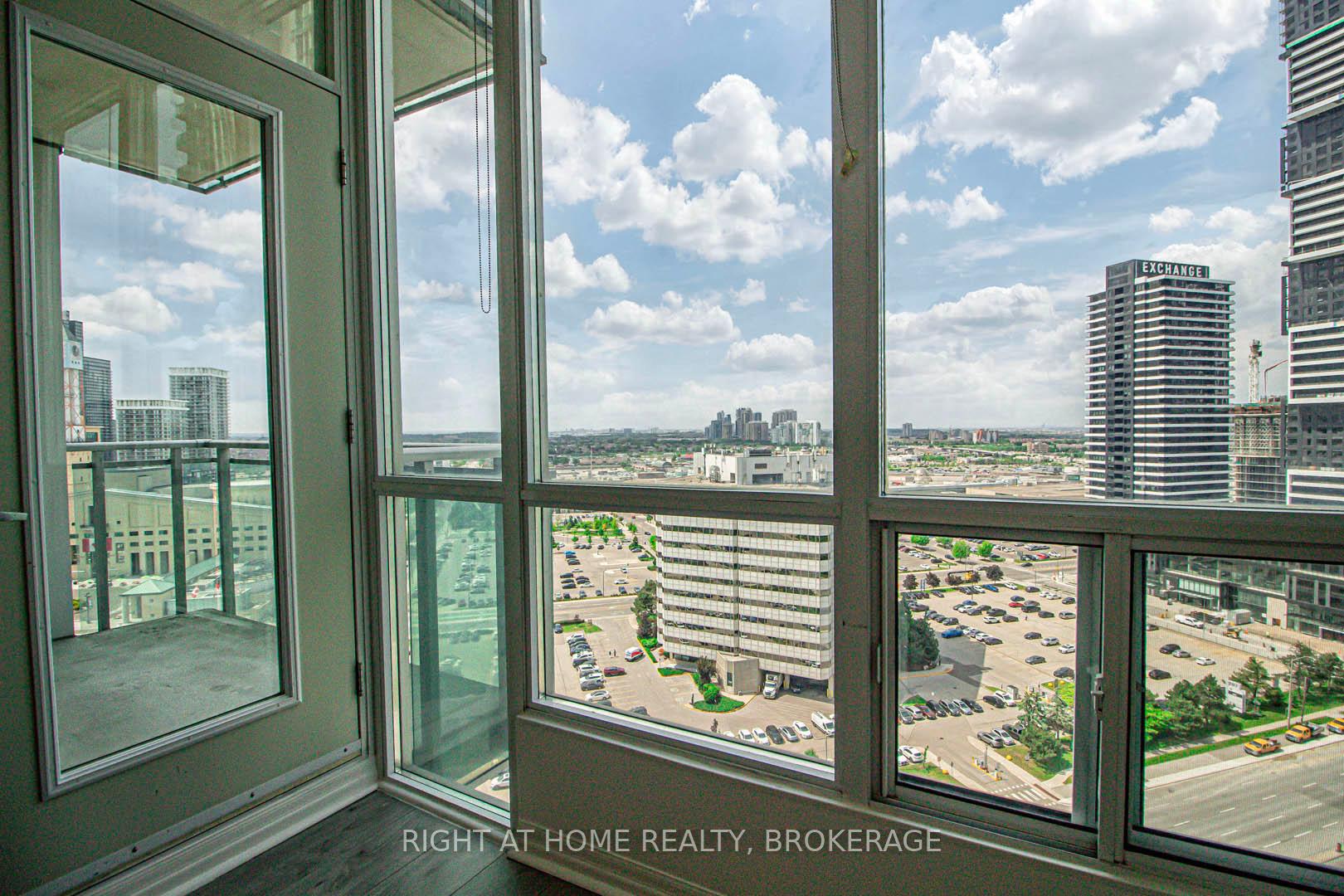 2 Bedrooms Condo at 3939 Duke Of York, Mississauga For sale