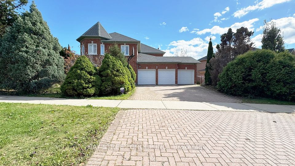 39 Alexandra