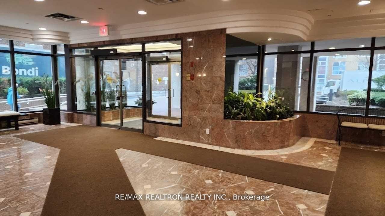 1 Bedroom Condo at 7 Broadway, Toronto For sale