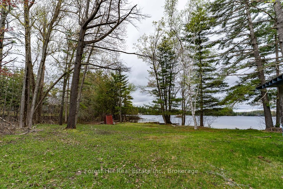 1286 Hemlock Point