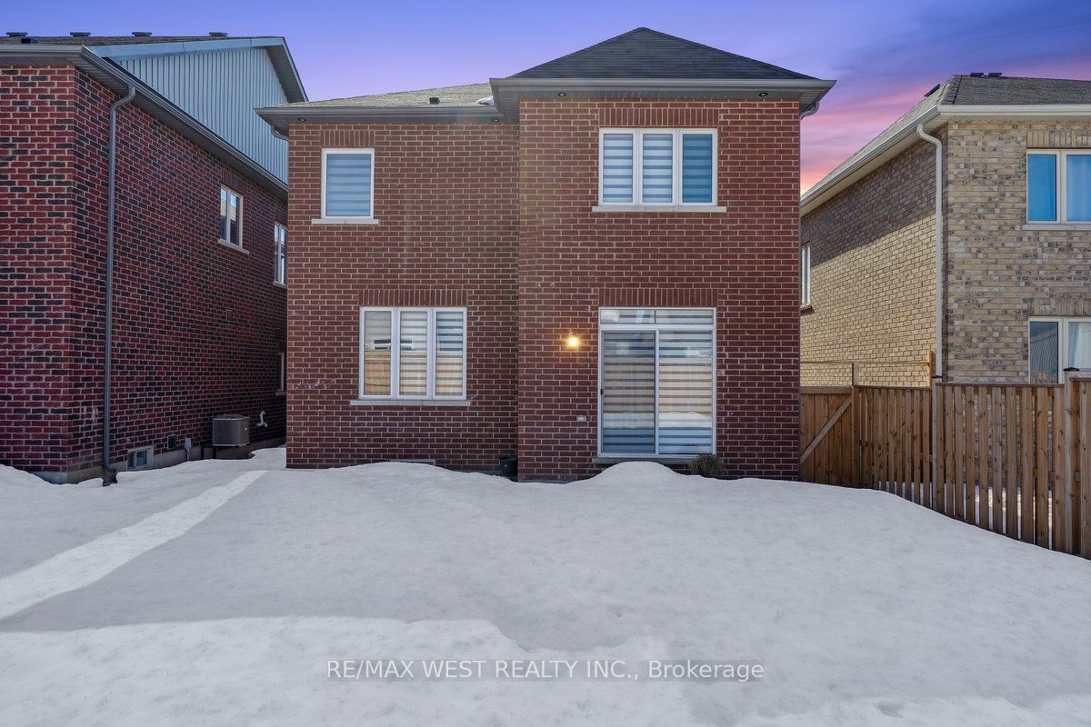 48 Northhill Avenue, Cavan Monaghan, ON L0A 1G0