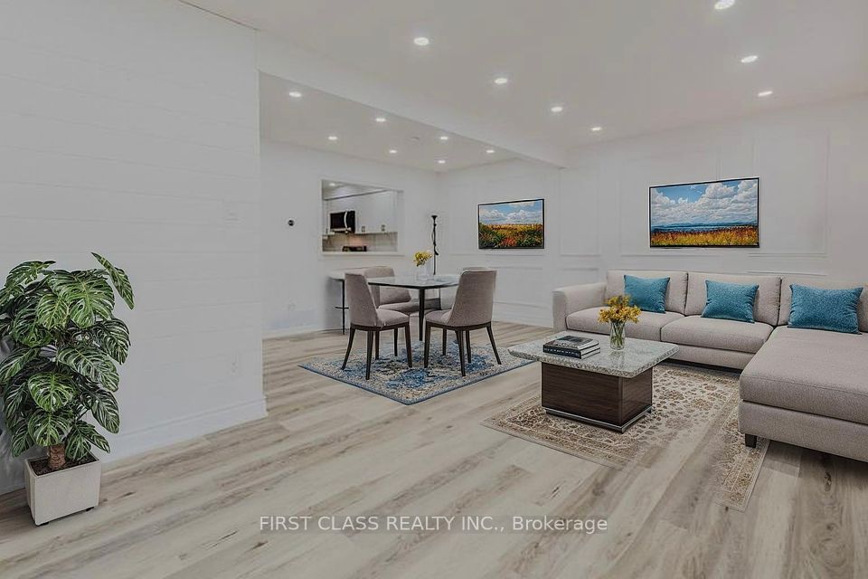 75 Royal Salisbury