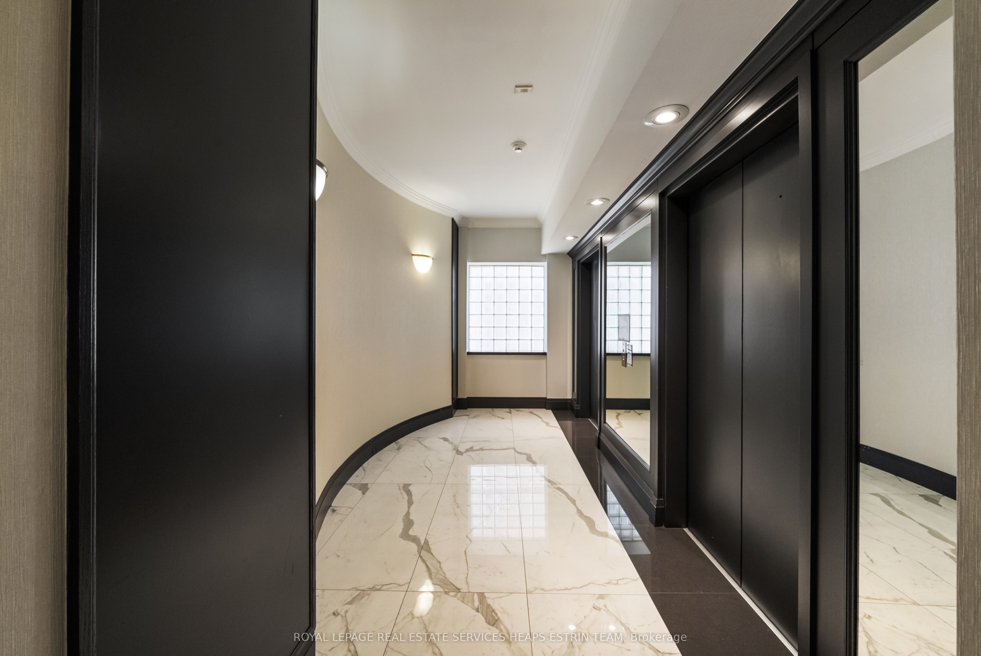 1231 Yonge Street, #214