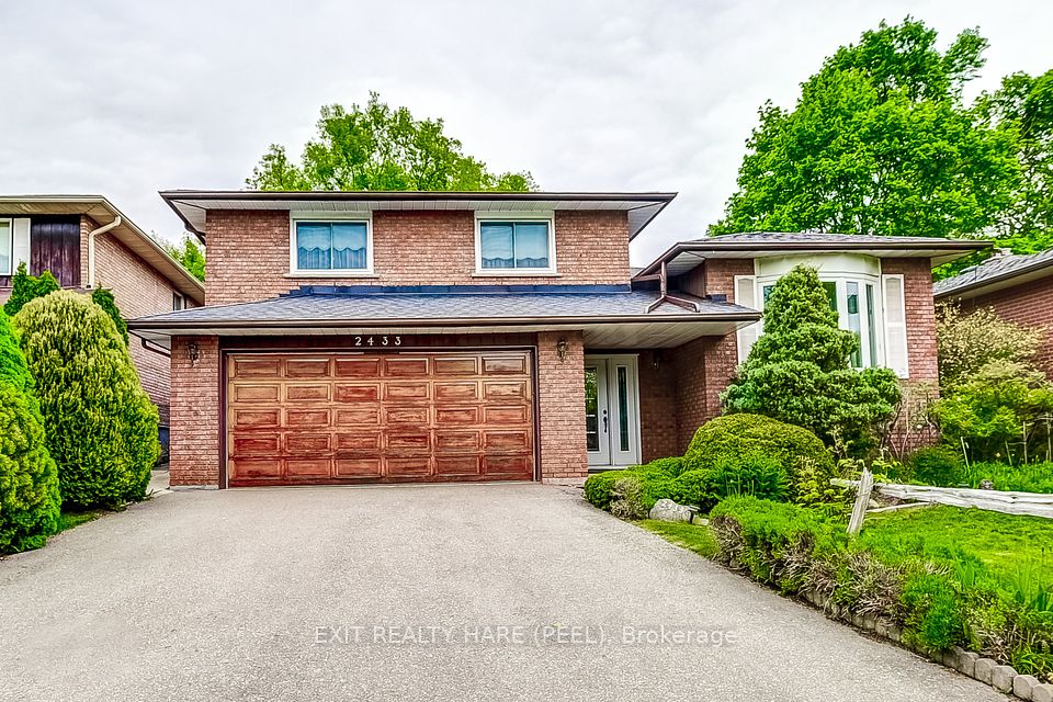 2433 Frayne