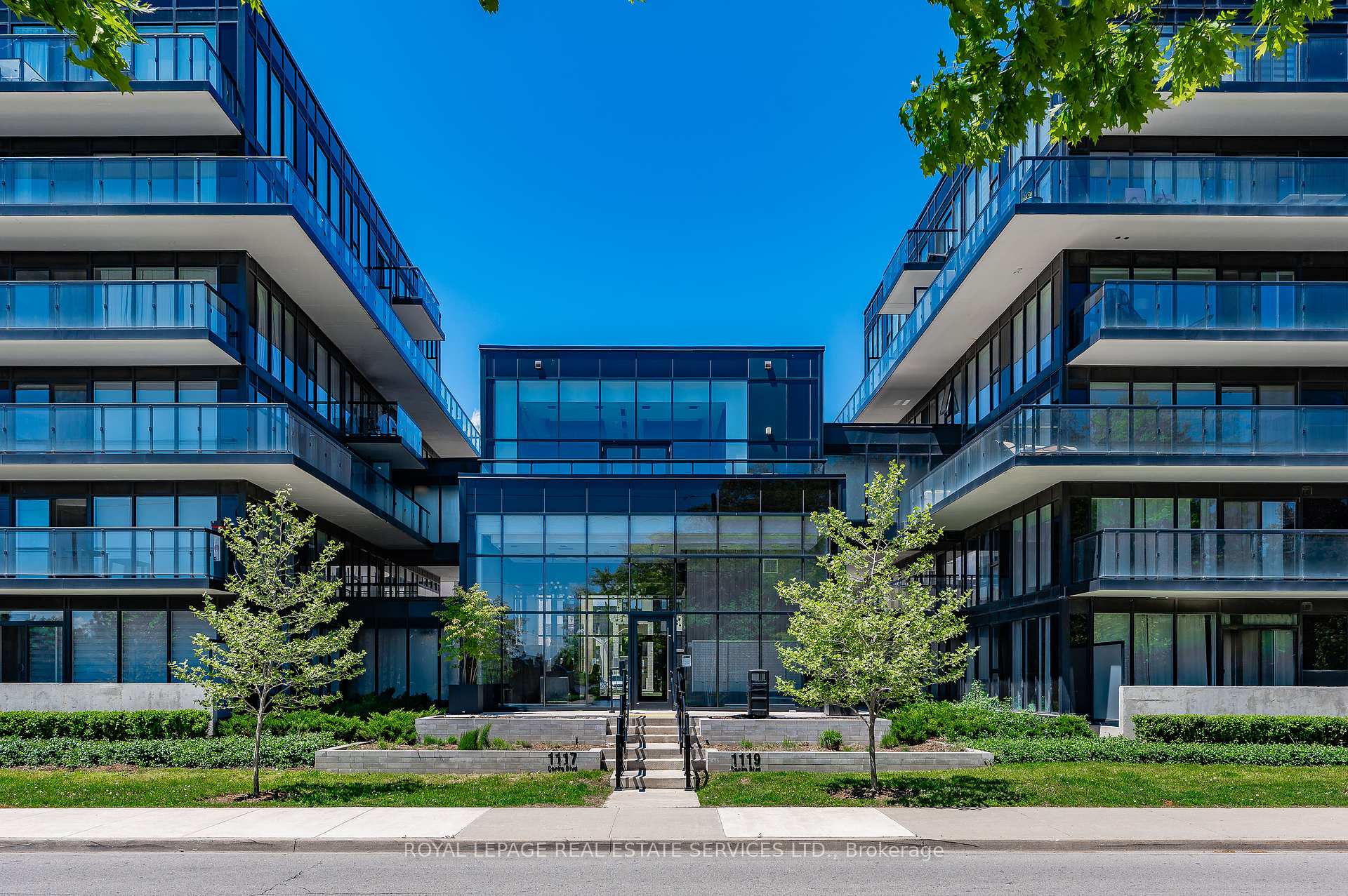 1 Bedroom Condo at 1117 Cooke, Burlington For sale