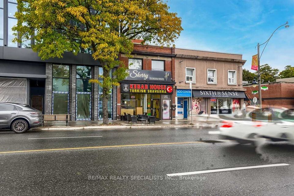 3421 Yonge