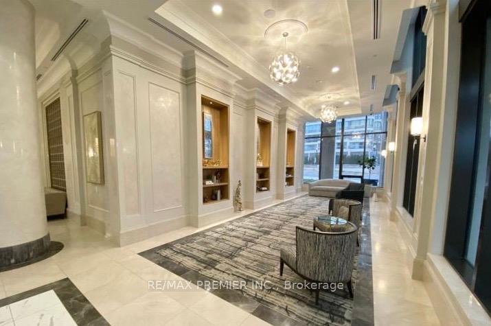 2 Bedrooms Condo at 36 Elm,  Mississauga For sale