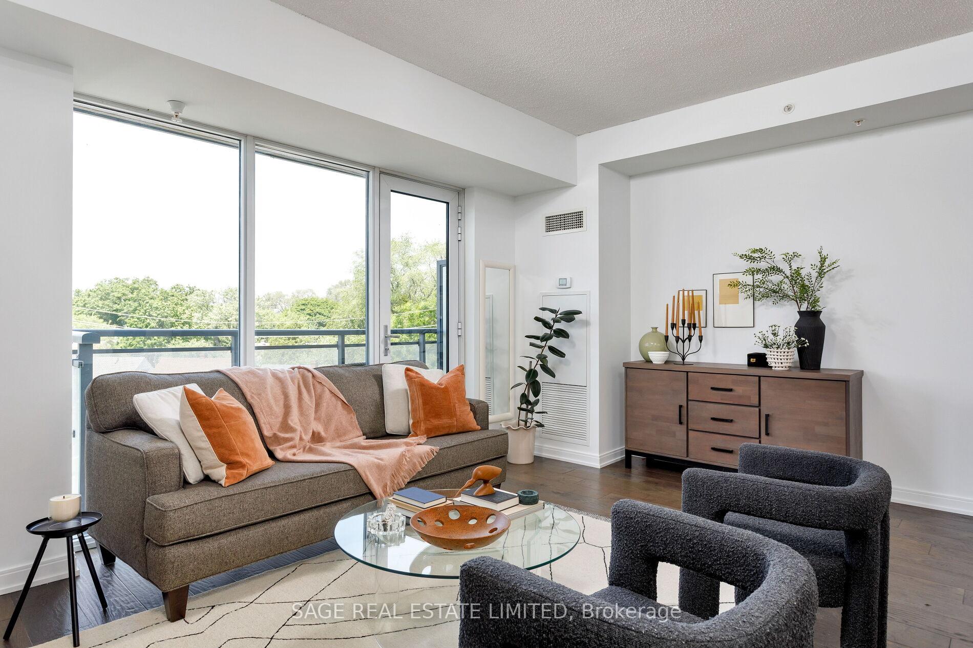 2 Bedrooms Condo at 760 The Queensway, Toronto For sale