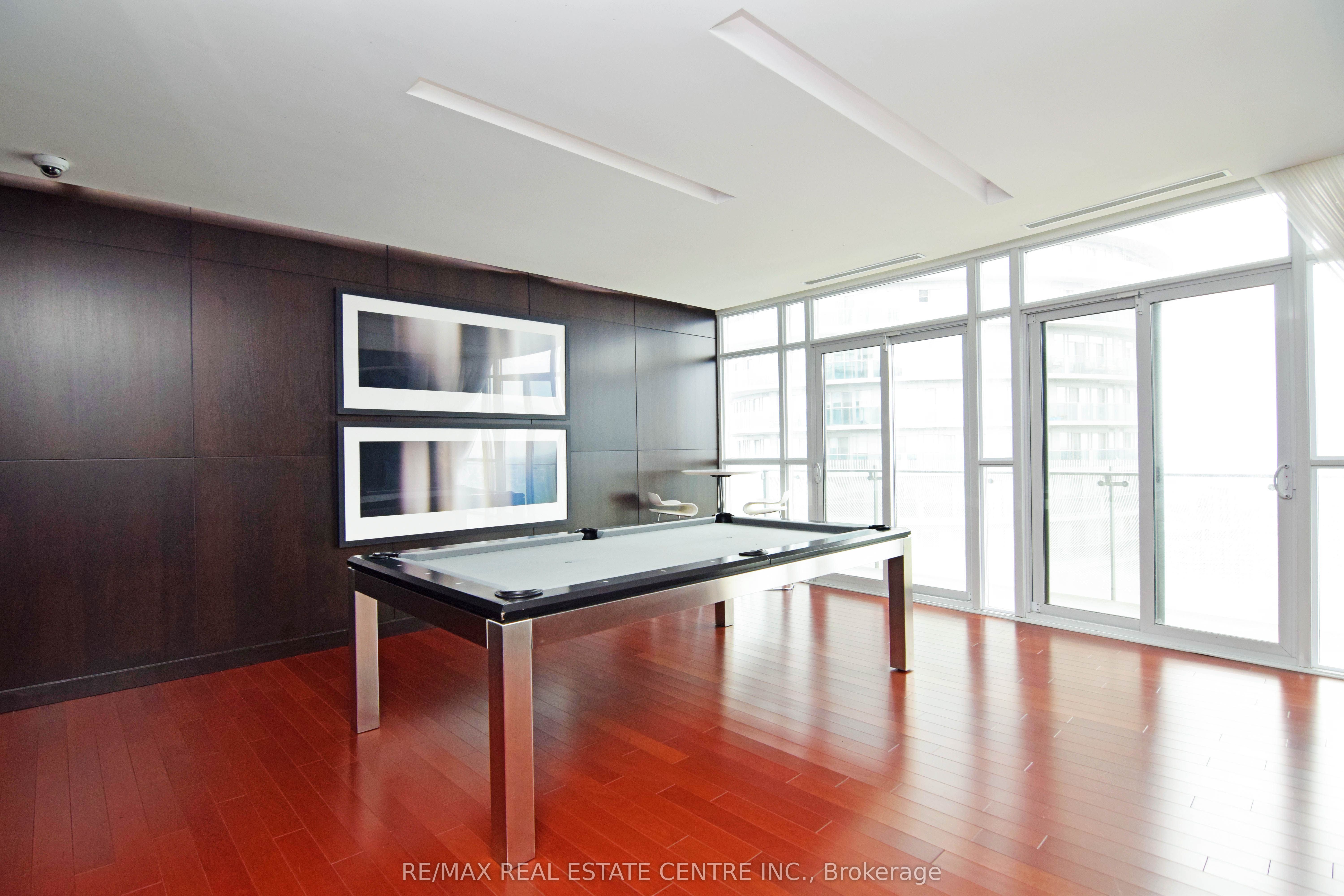 50 Absolute Avenue, #303