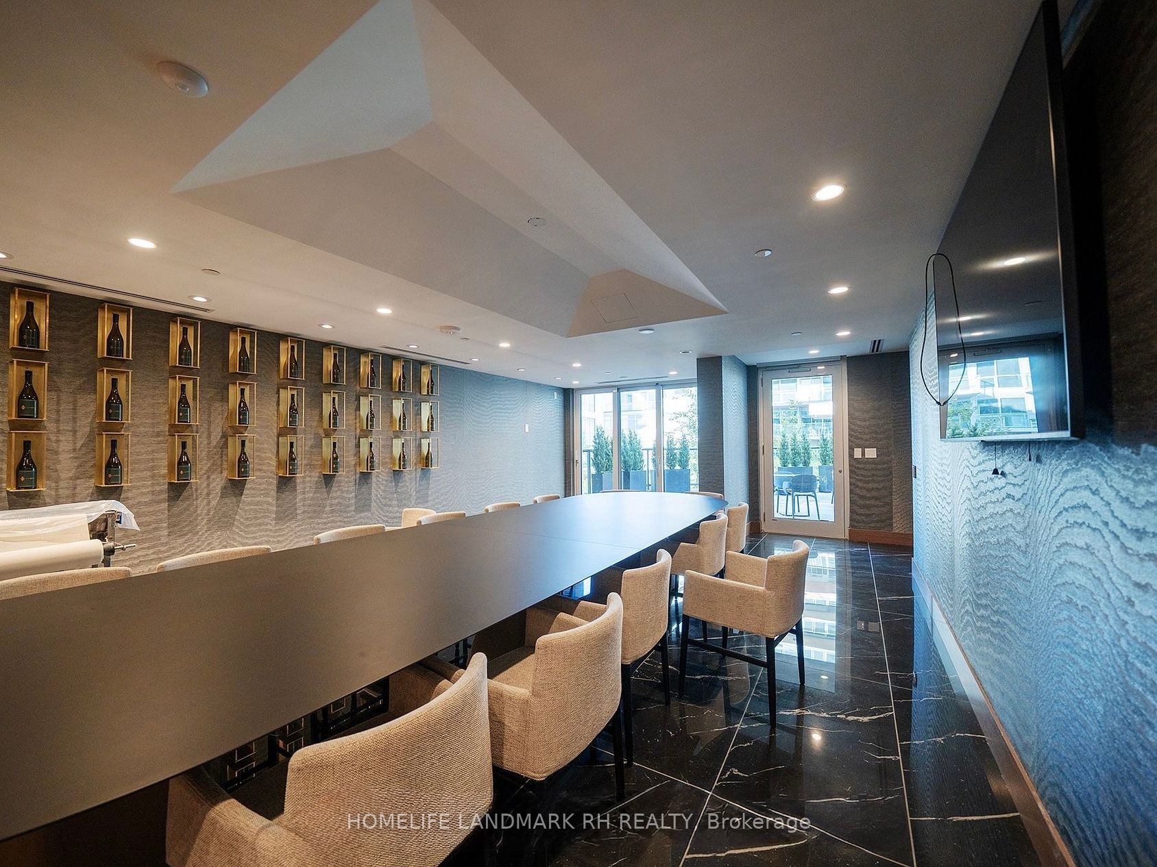 27 McMahon Drive, #610