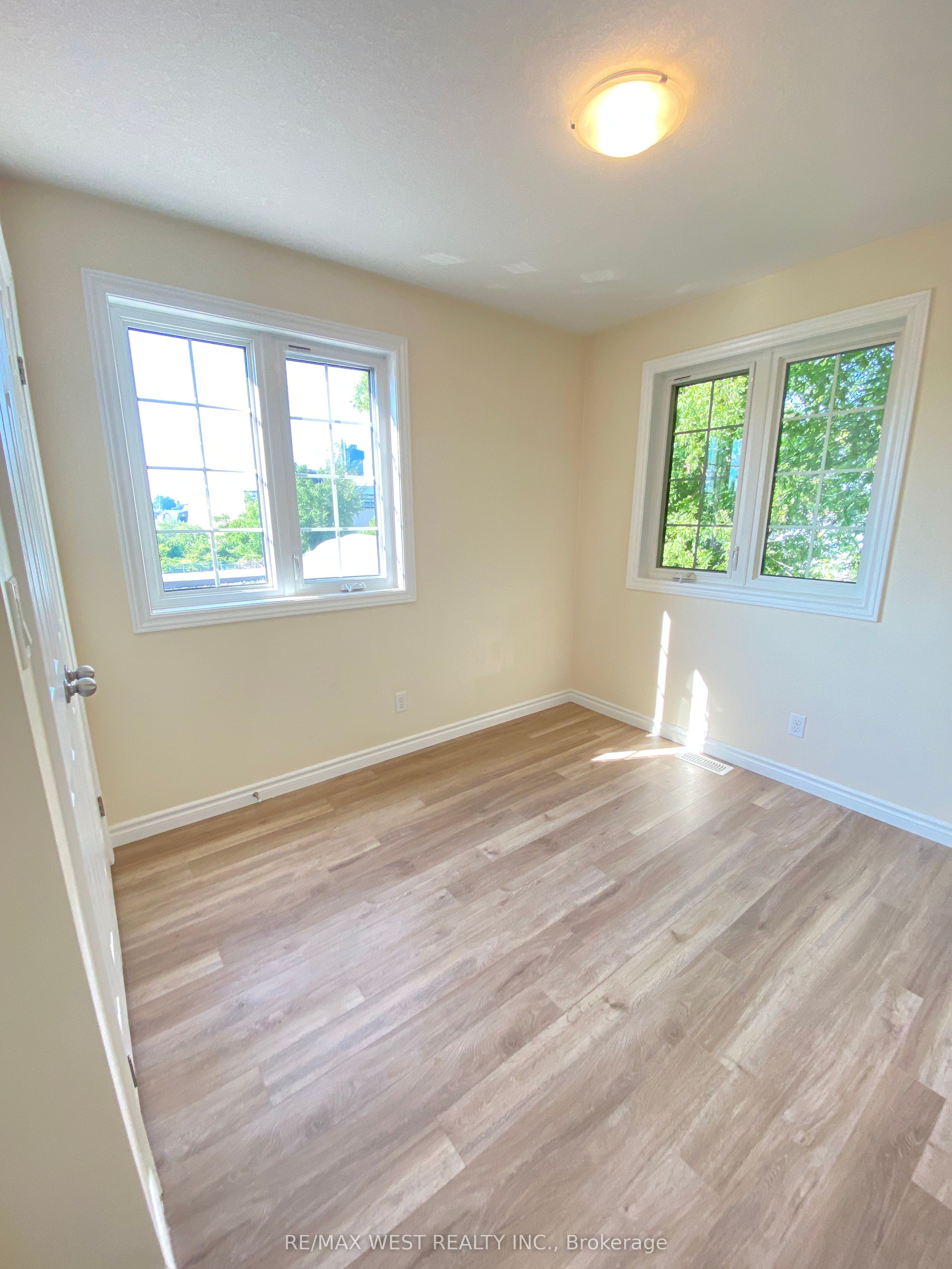 93 Gage Avenue, #1