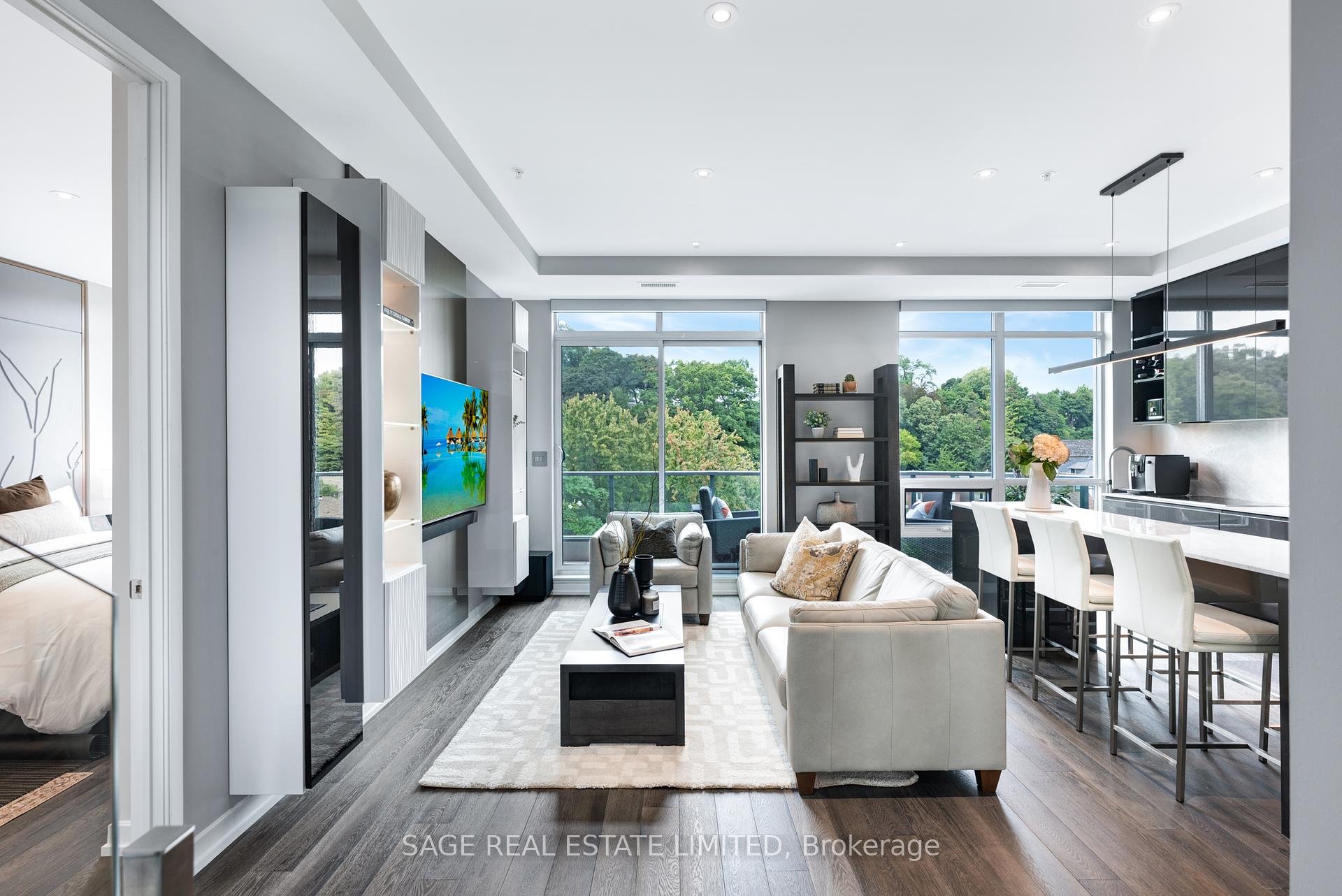 3 Bedrooms Condo at 377 Madison,  Toronto For sale