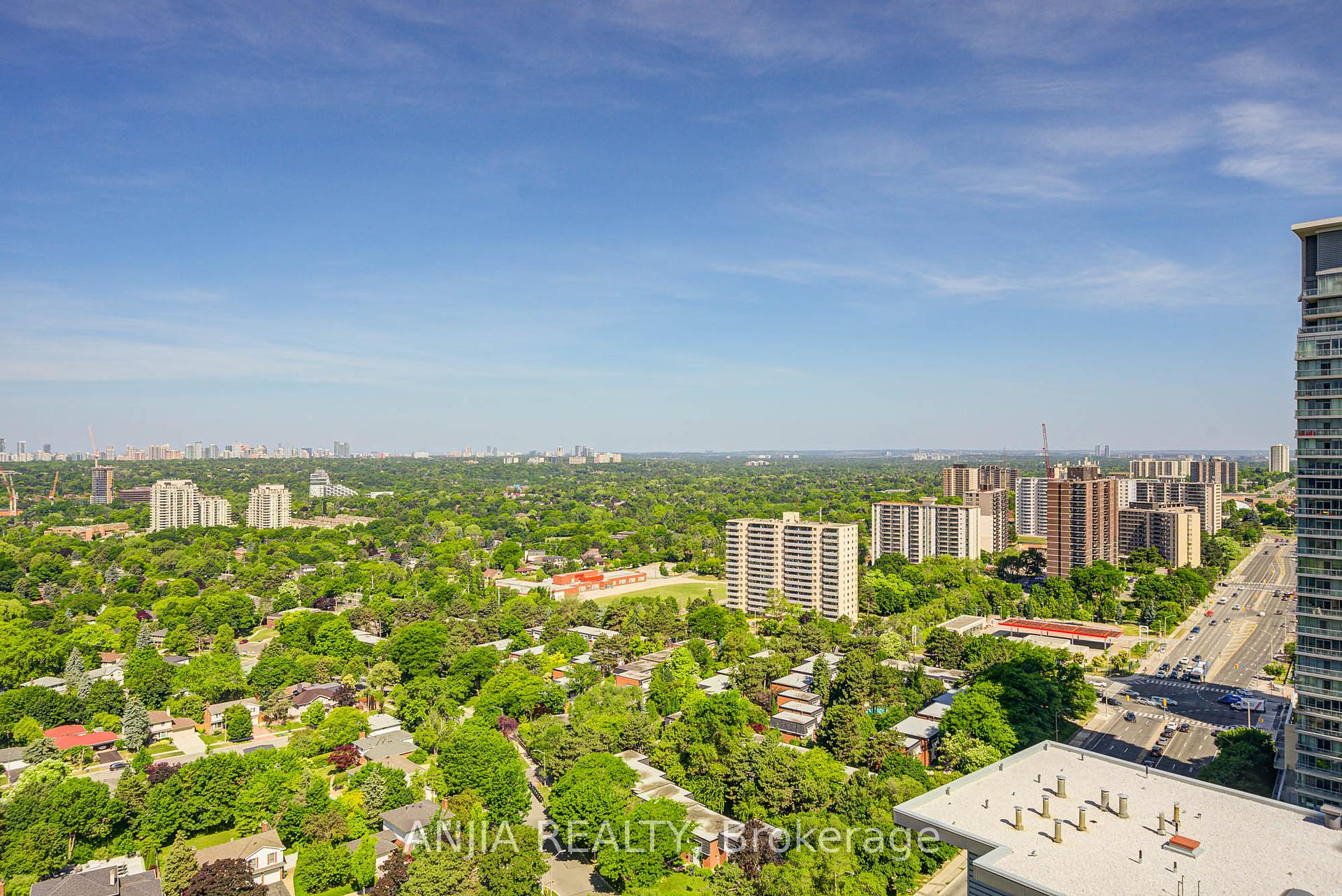 2 Bedrooms Condo at 50 Forest Manor, Toronto For sale