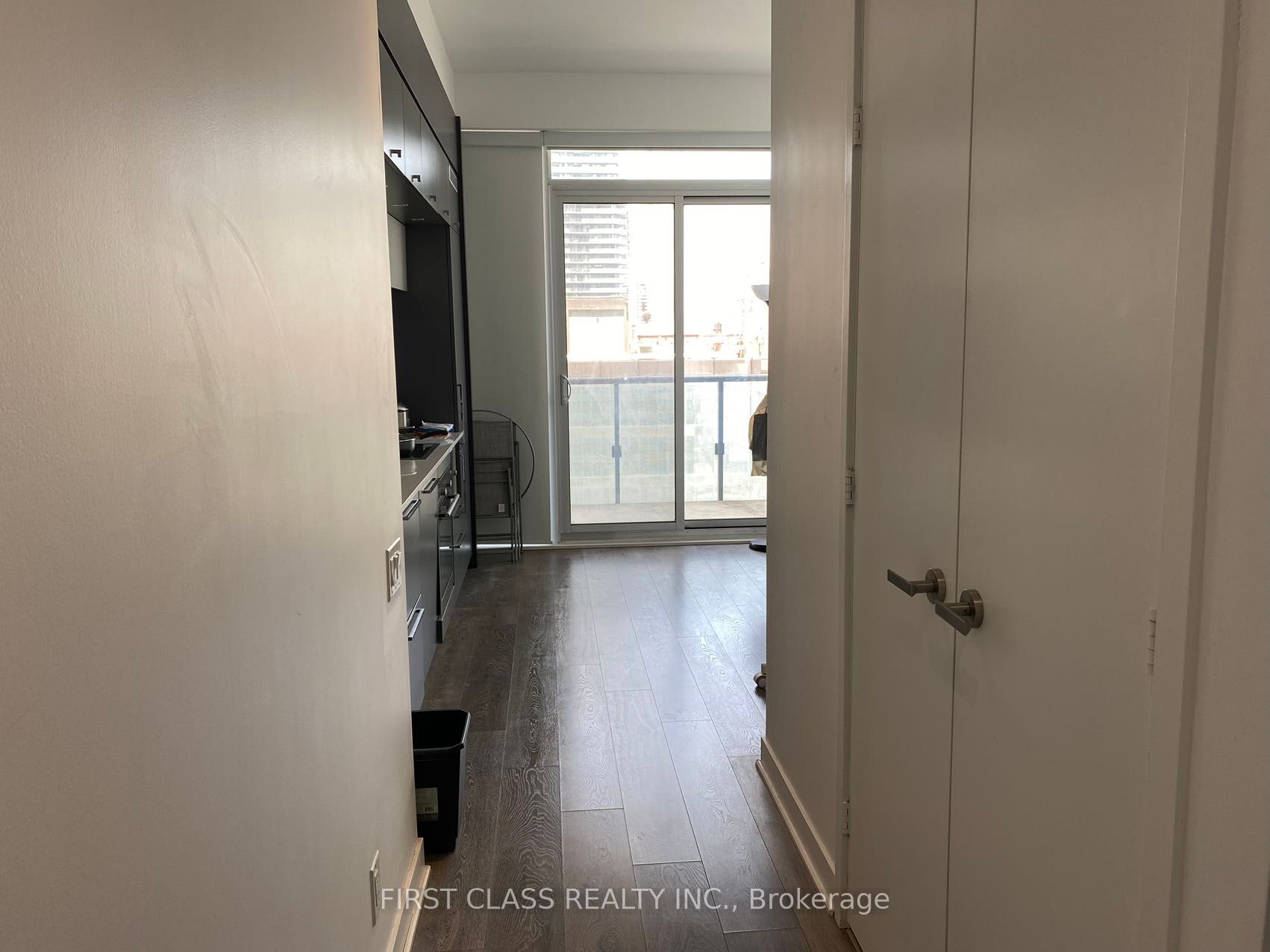 15 Grenville Street, #2906